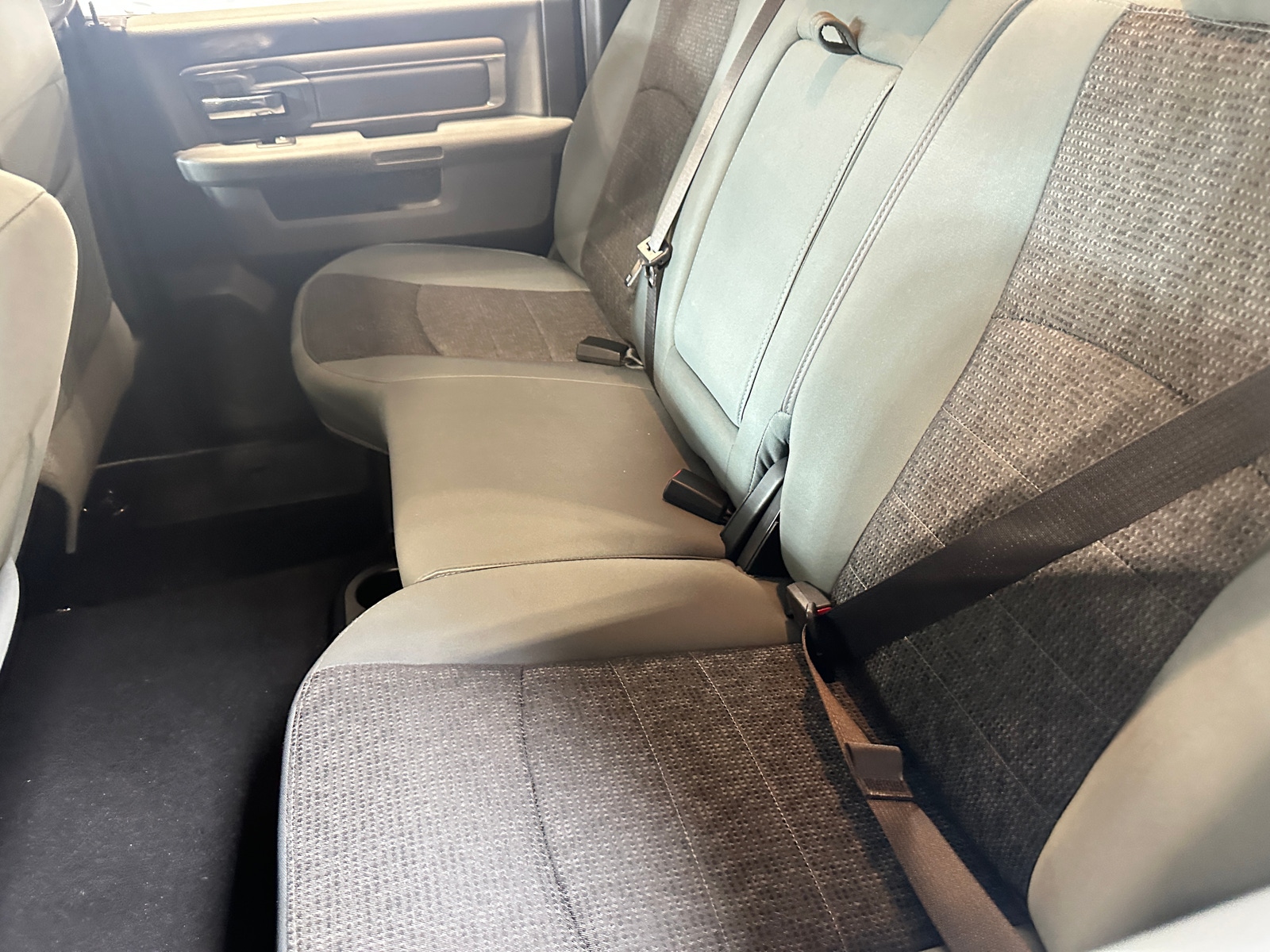 Thumbnail: 2019 RAM 1500 Classic - 6