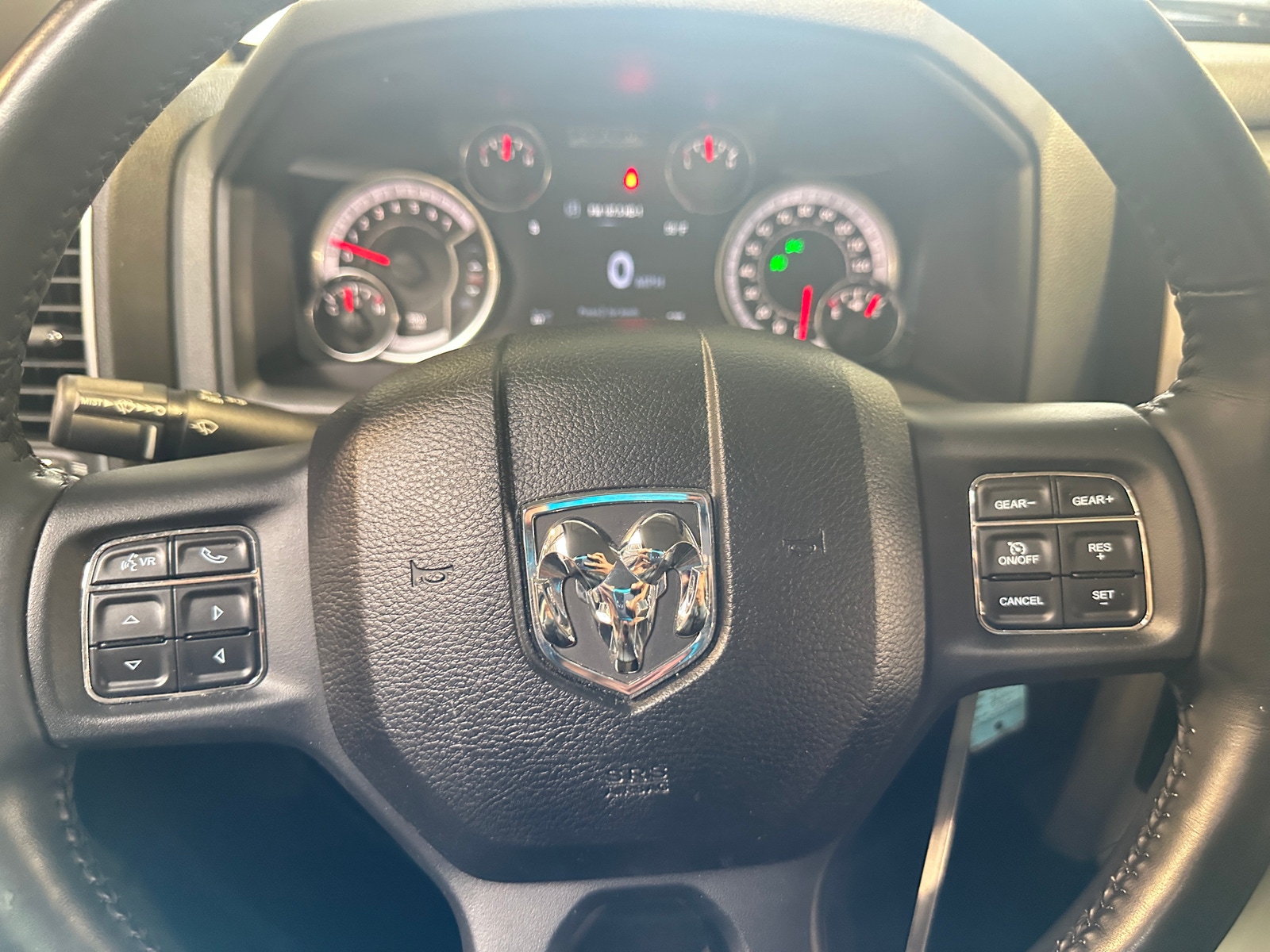 Thumbnail: 2019 RAM 1500 Classic - 5