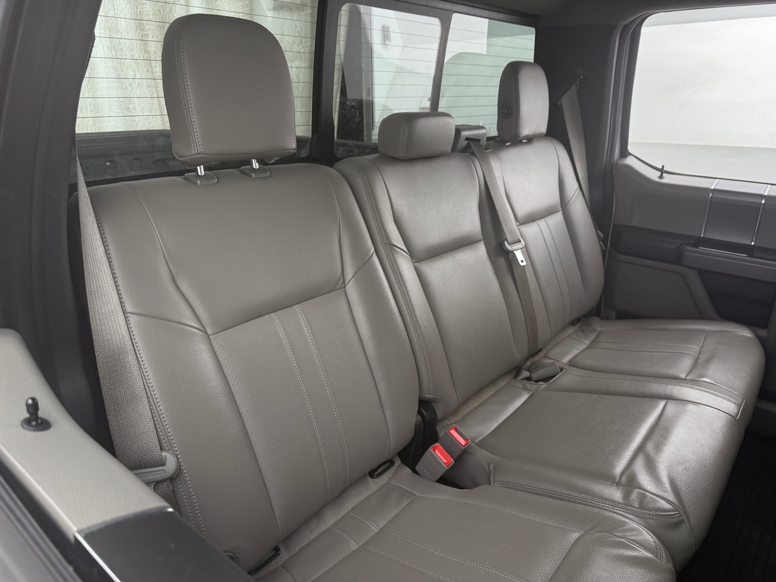 Thumbnail: 2019 Ford Econoline - 6