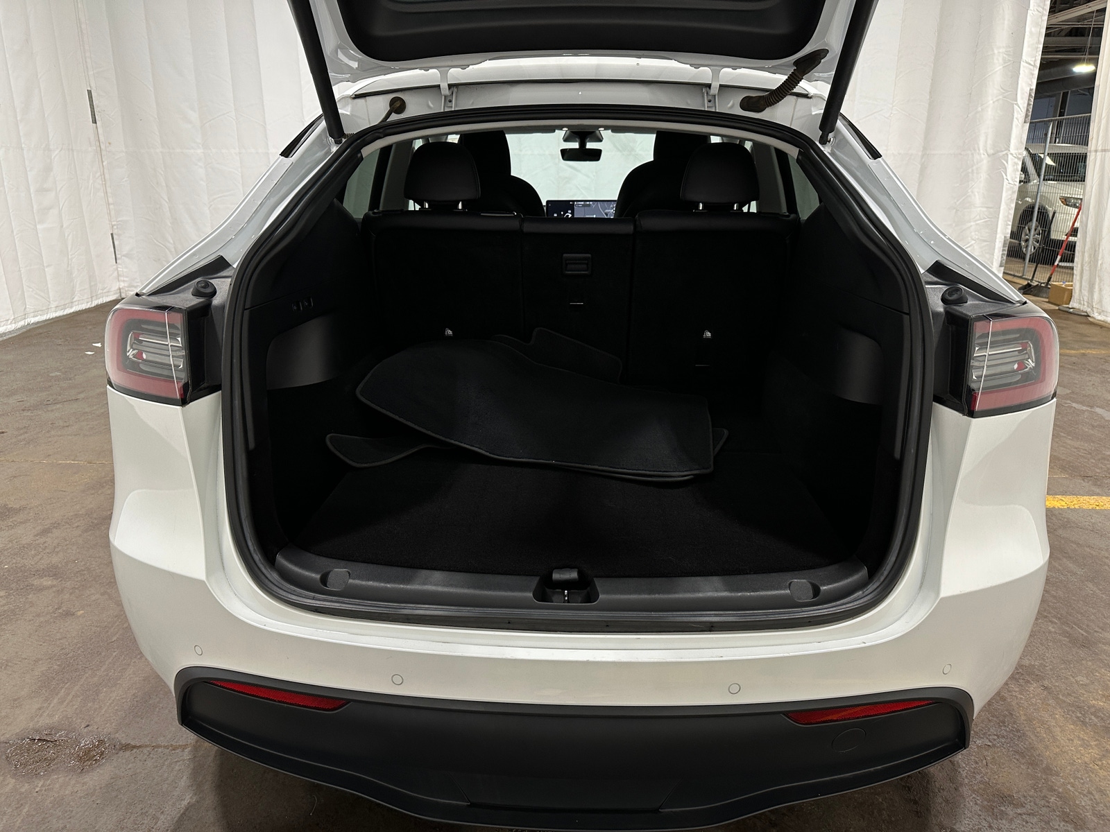 Thumbnail: 2021 Tesla Model Y - 6