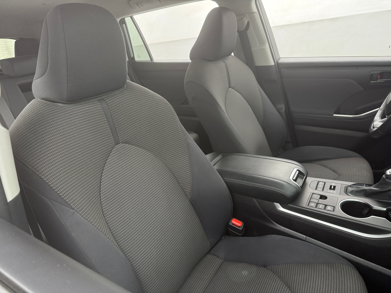 Thumbnail: 2024 Toyota Highlander - 2