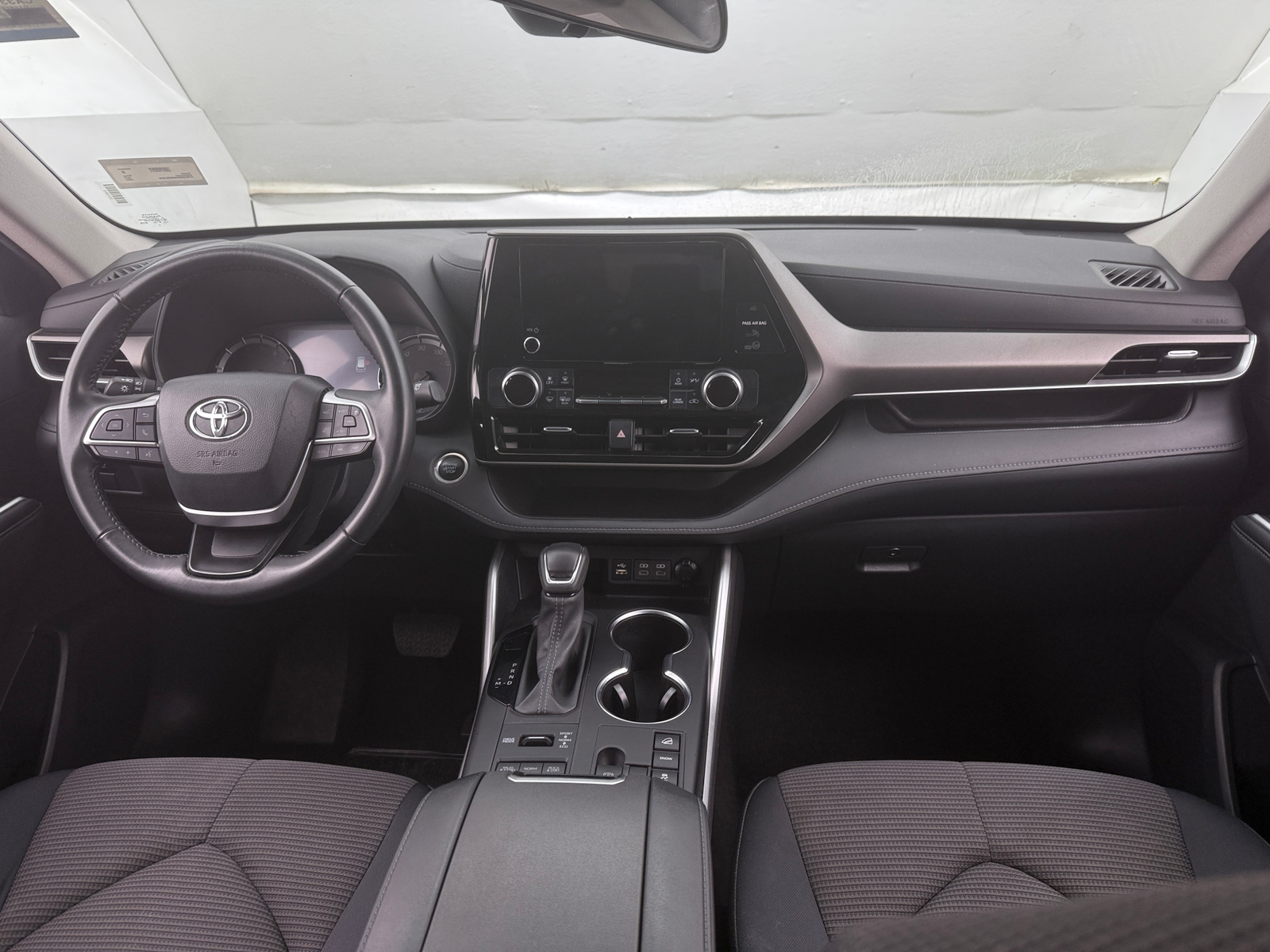 Thumbnail: 2024 Toyota Highlander - 3