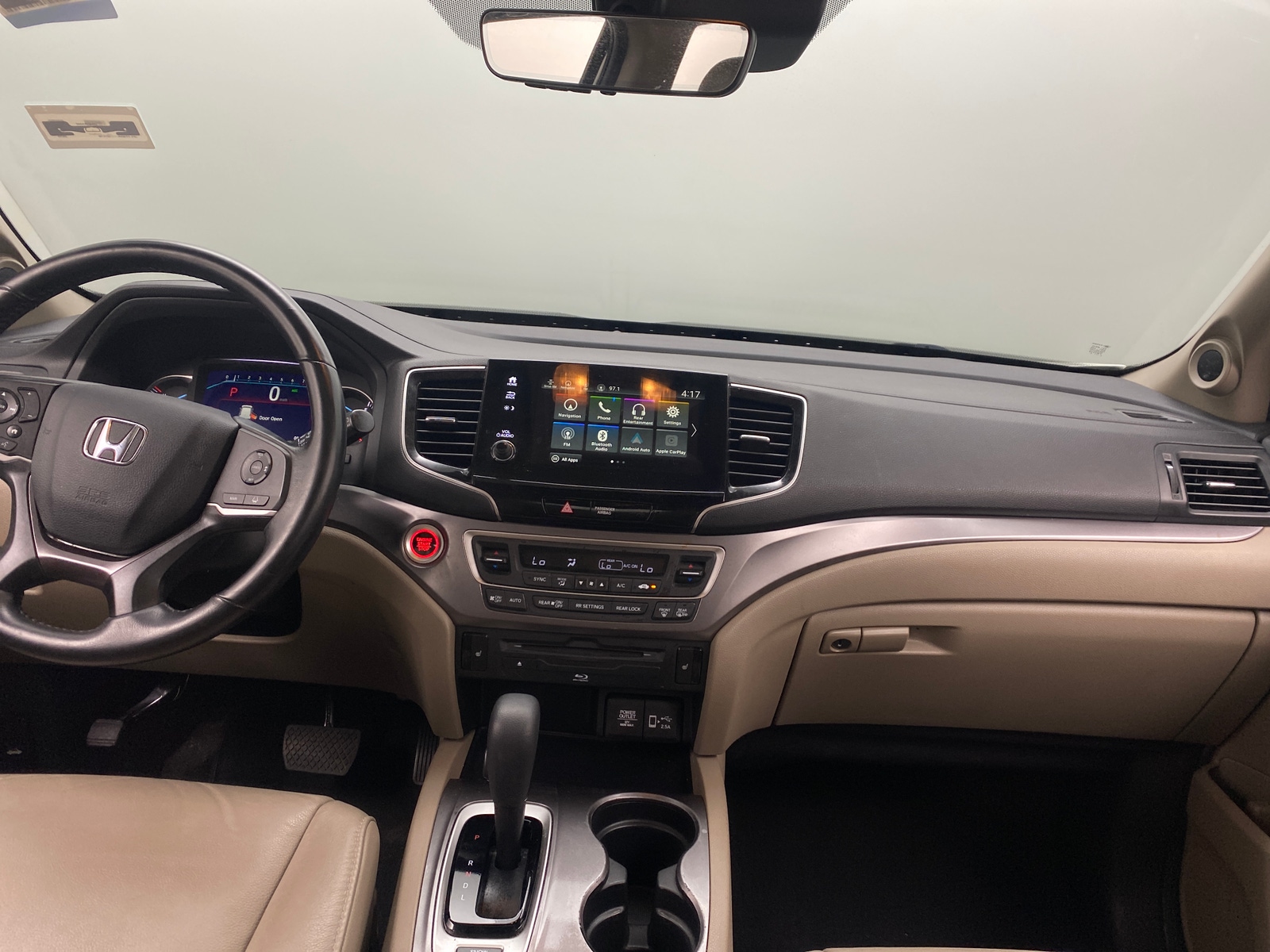 Thumbnail: 2019 Honda Pilot - 2