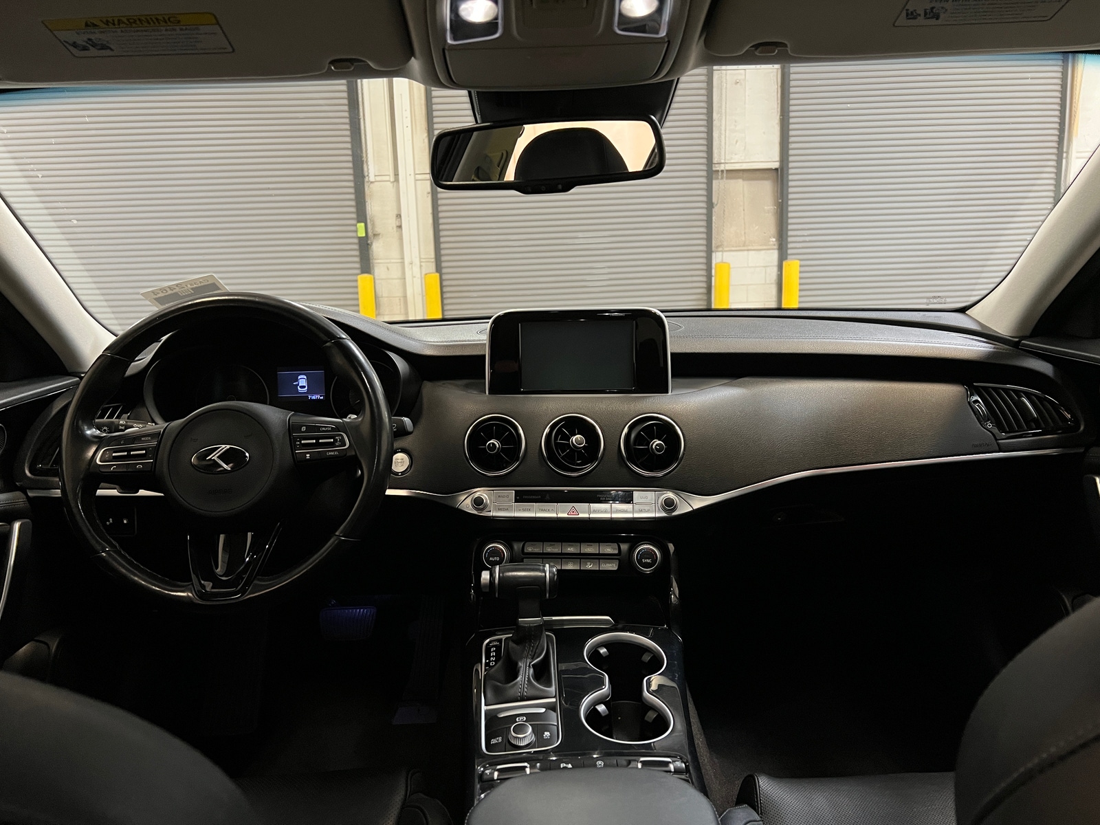 Thumbnail: 2018 Kia Stinger - 2