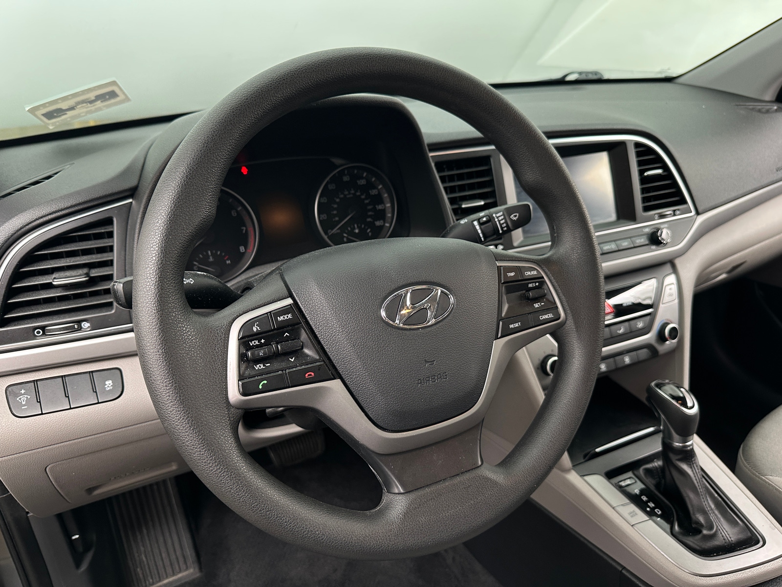 Thumbnail: 2017 Hyundai Elantra - 5