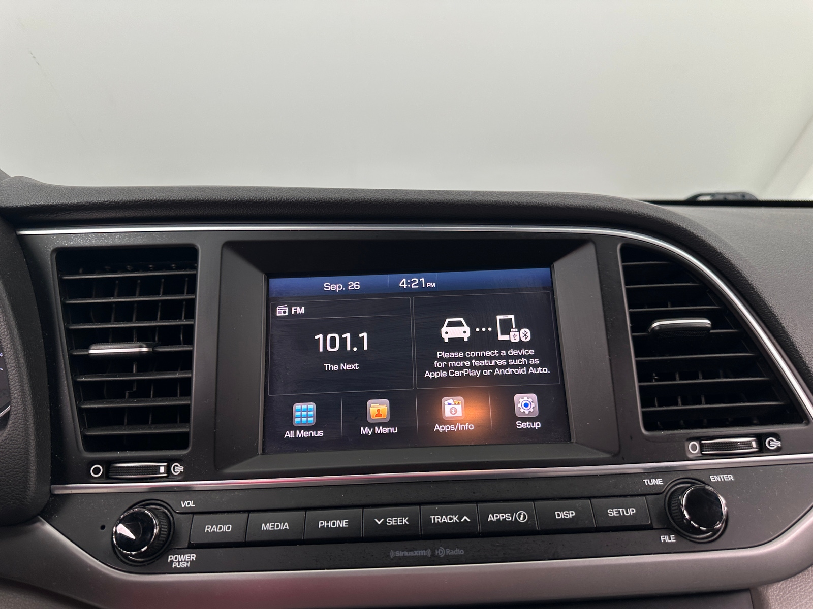 Thumbnail: 2017 Hyundai Elantra - 4