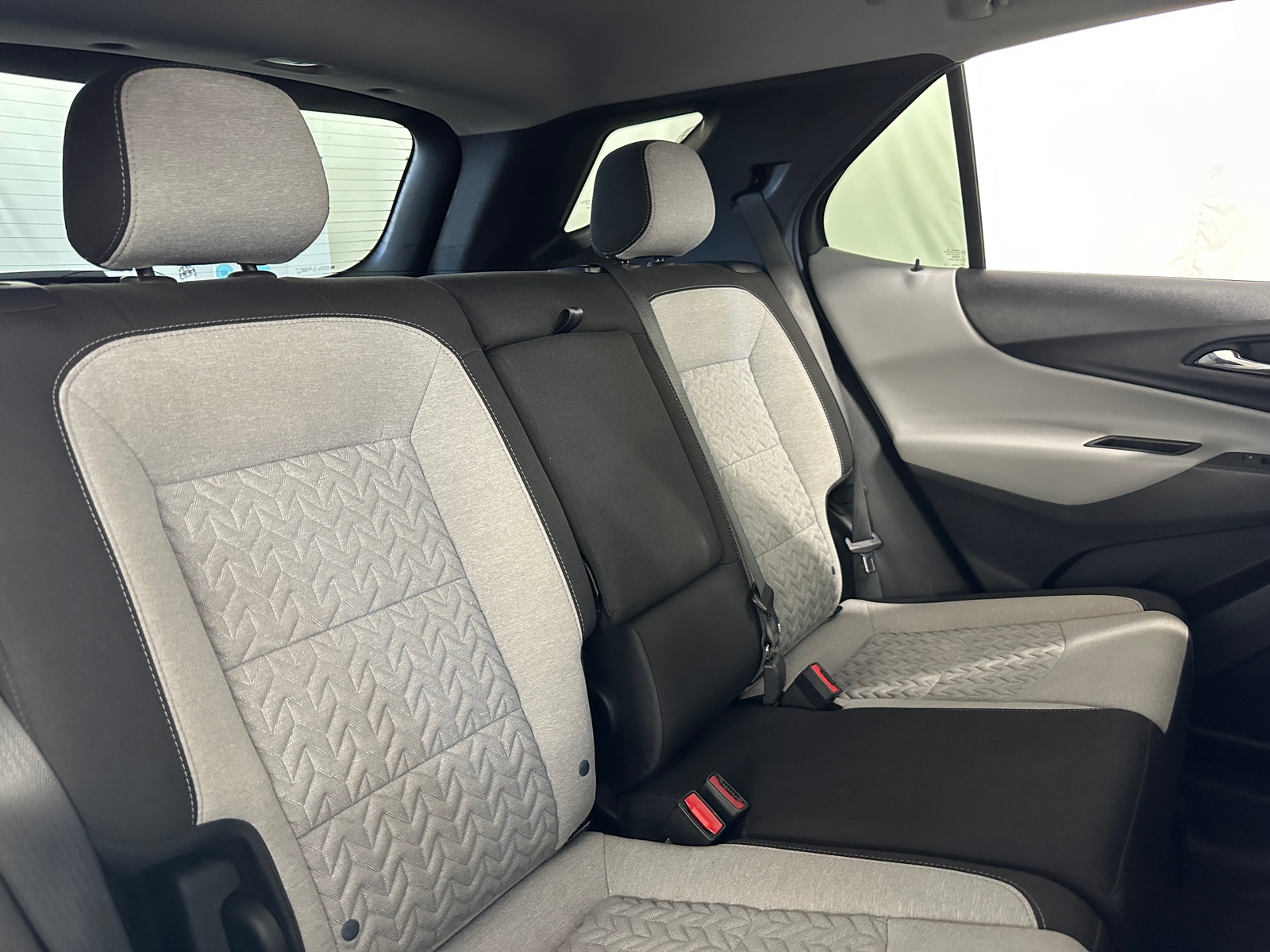 Thumbnail: 2023 Chevrolet Equinox - 6