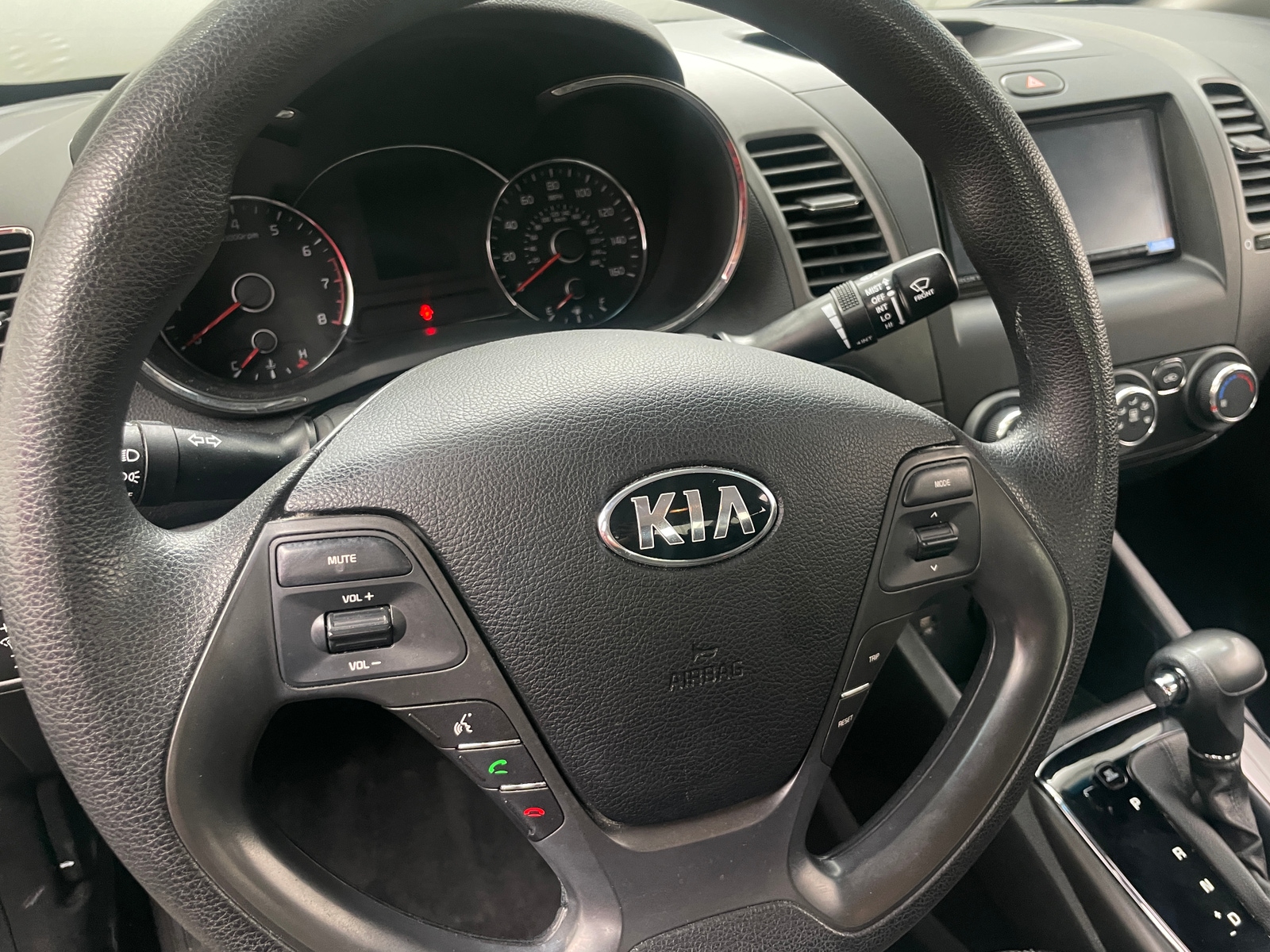 Thumbnail: 2017 Kia Forte - 5