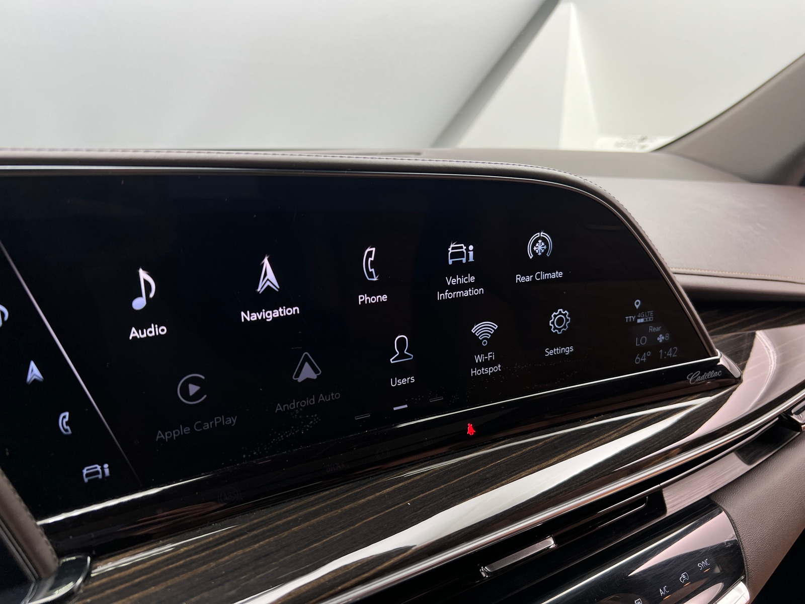 Thumbnail: 2021 Cadillac Escalade - 3