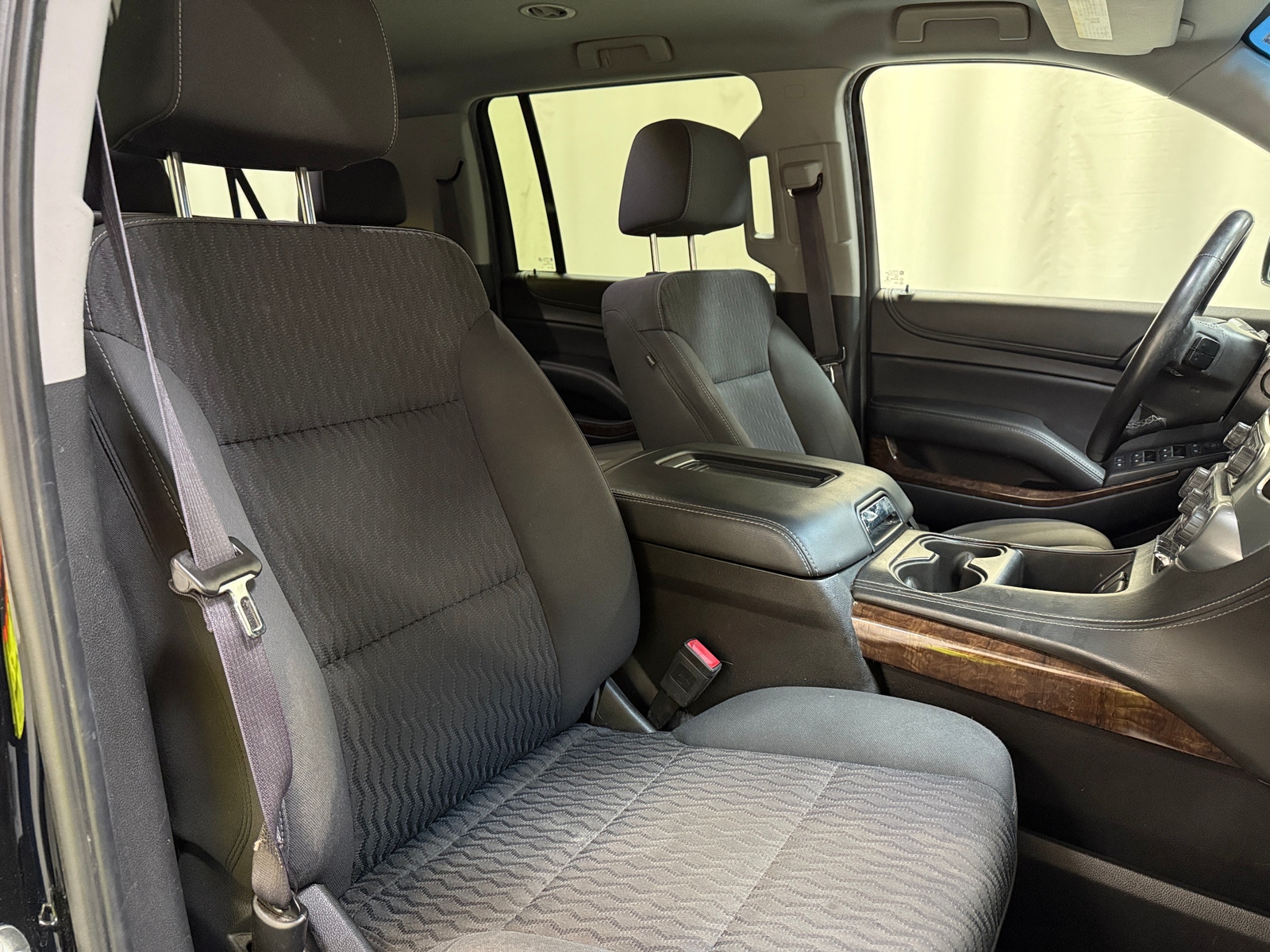 Thumbnail: 2017 Chevrolet Suburban - 2