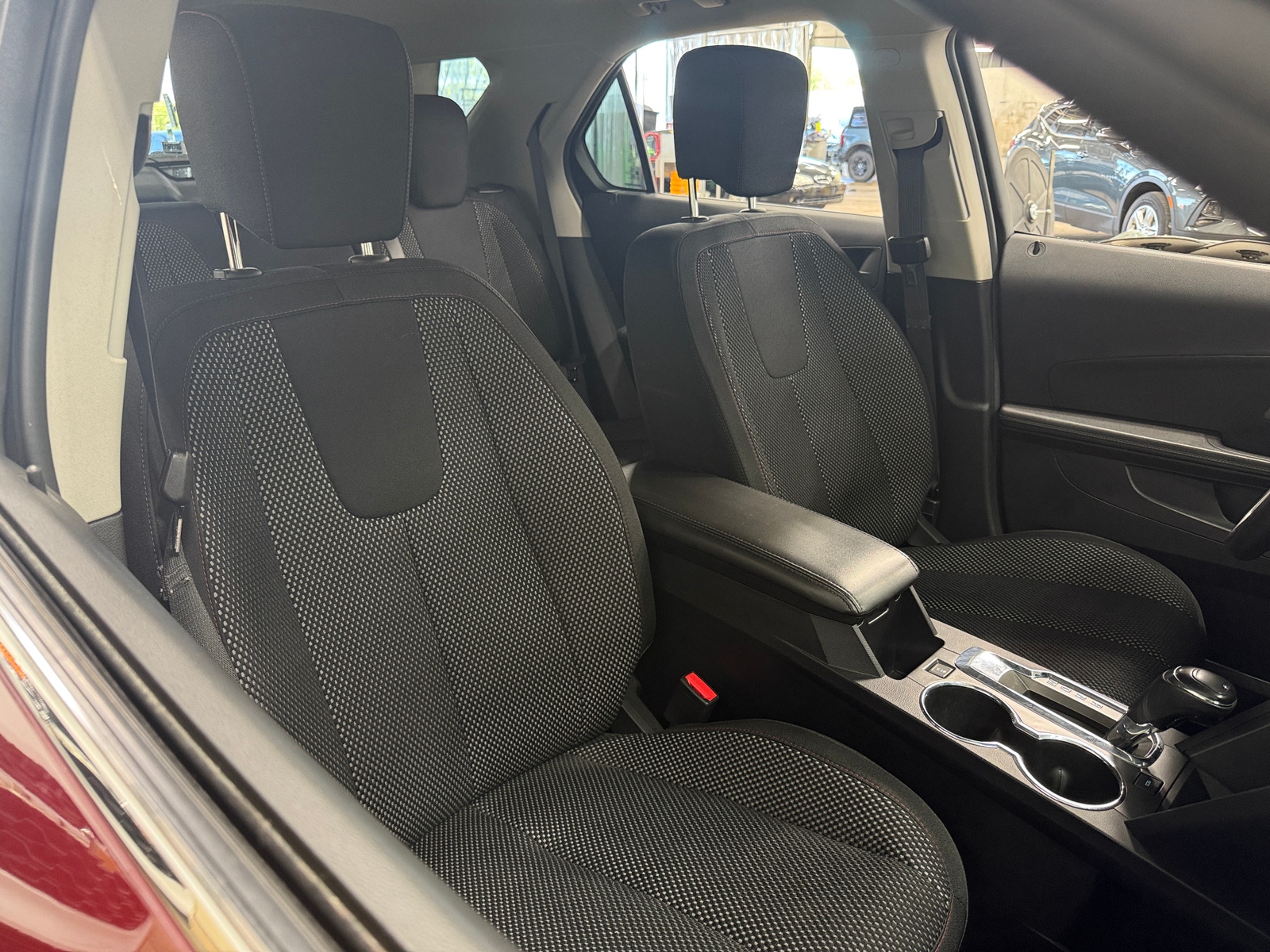 Thumbnail: 2017 Chevrolet Equinox - 2