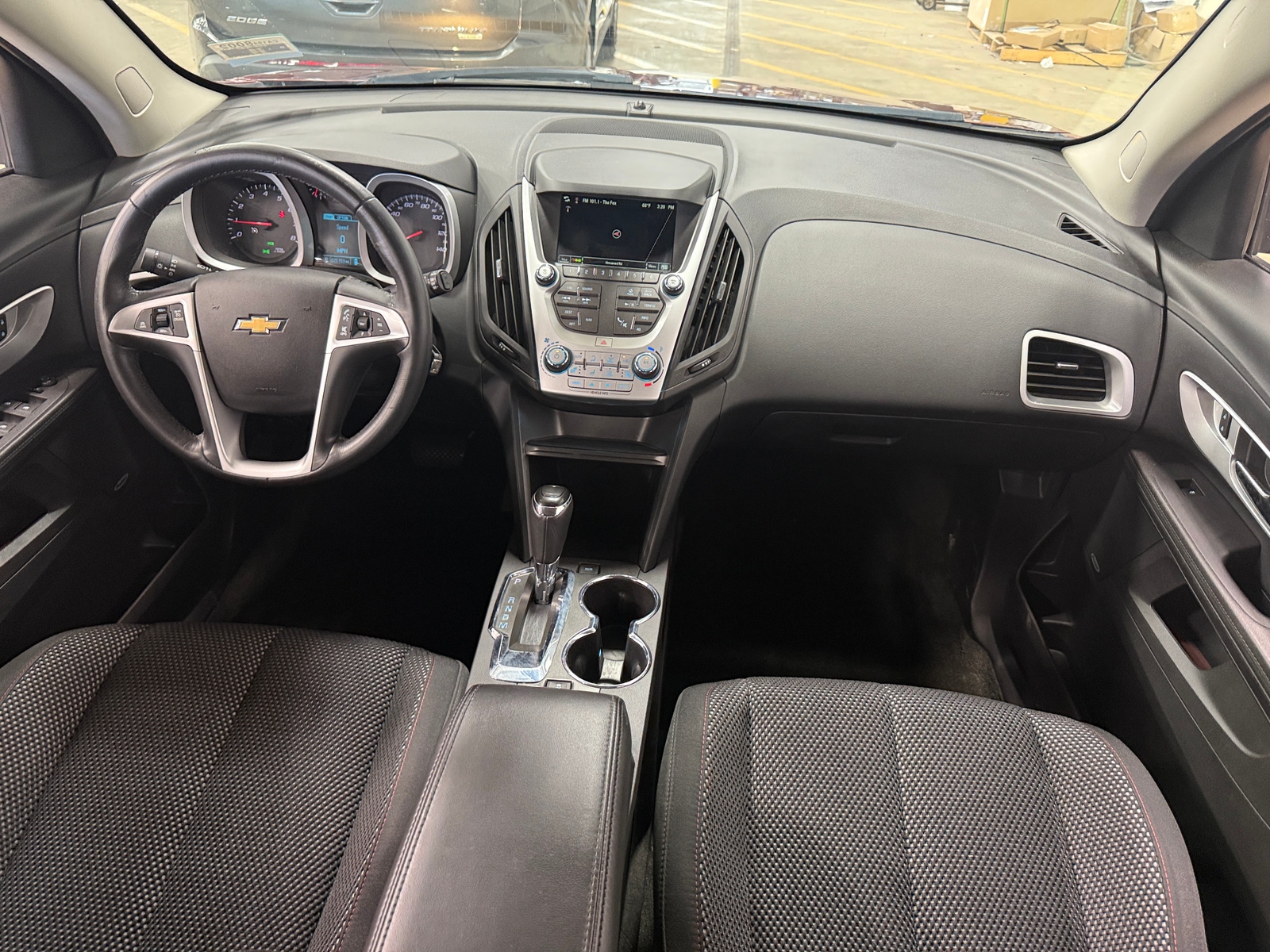 Thumbnail: 2017 Chevrolet Equinox - 3