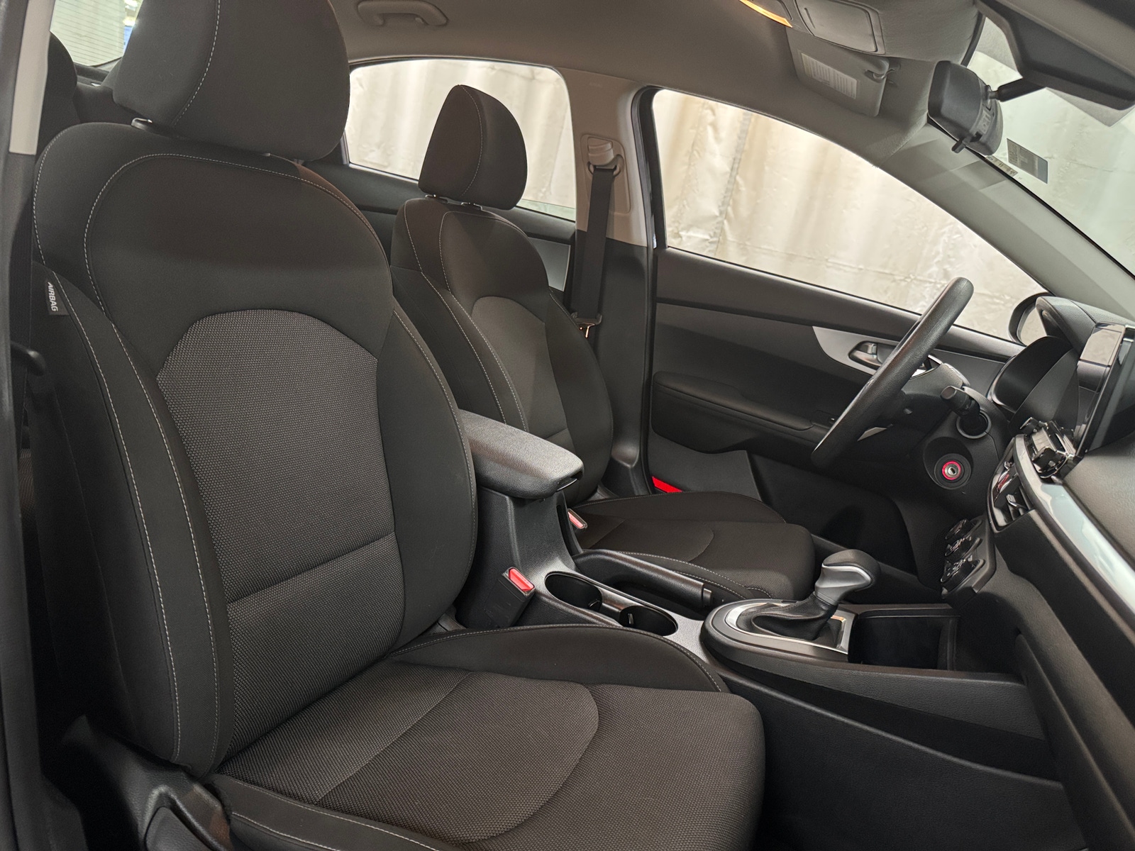 Thumbnail: 2023 Kia Forte - 2