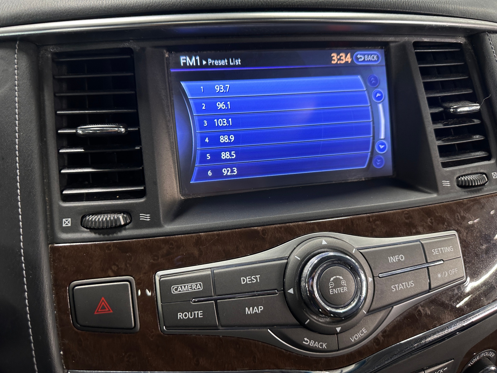 Thumbnail: 2015 INFINITI QX80 - 3