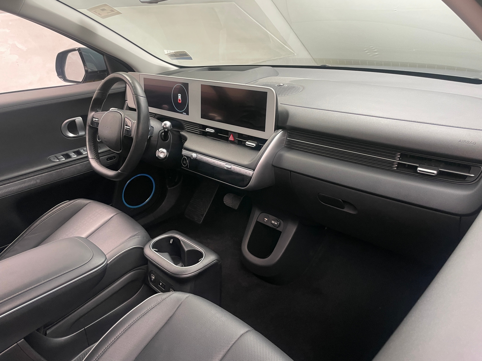 Thumbnail: 2023 Hyundai Ioniq 5 - 2
