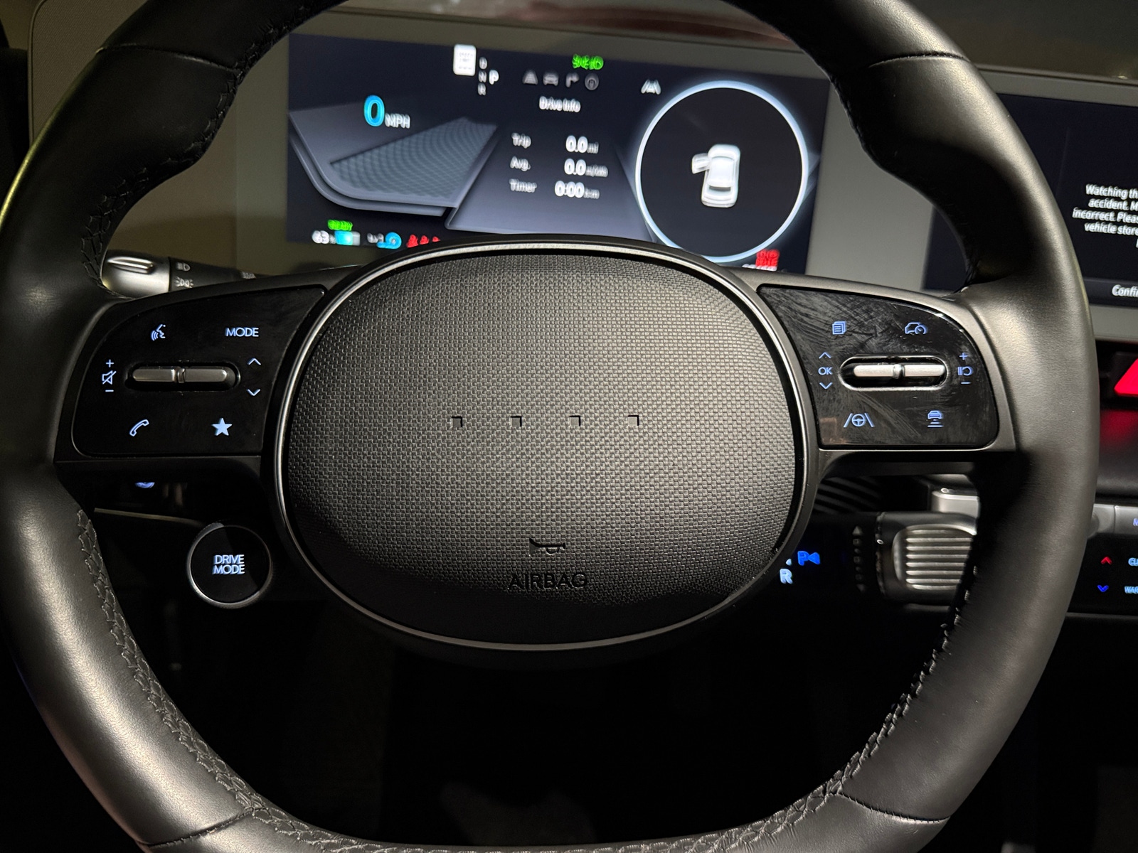 Thumbnail: 2023 Hyundai Ioniq 5 - 4
