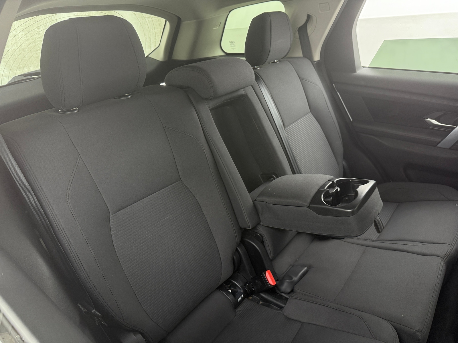Thumbnail: 2020 Land Rover Discovery Sport - 6