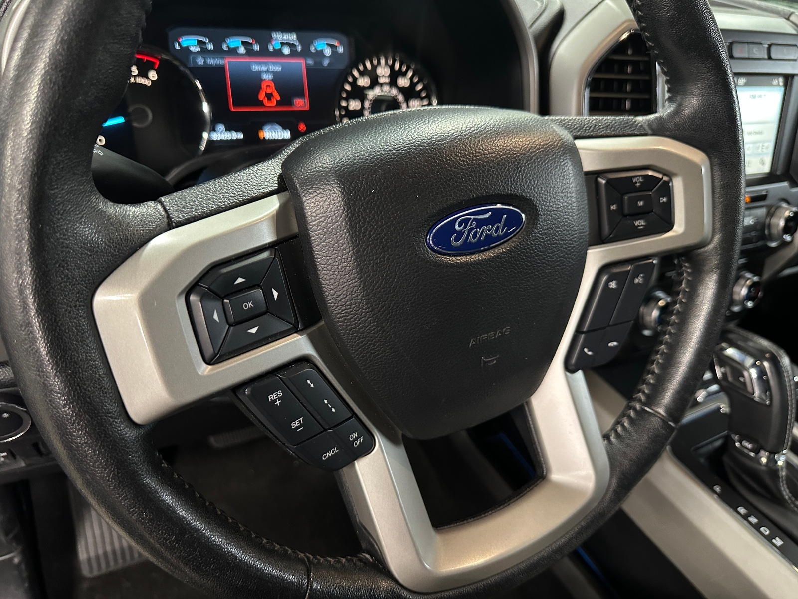 Thumbnail: 2018 Ford Econoline - 5