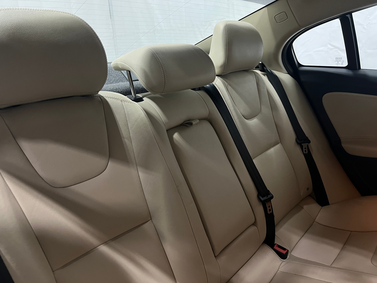 Thumbnail: 2017 Volvo S60 - 5