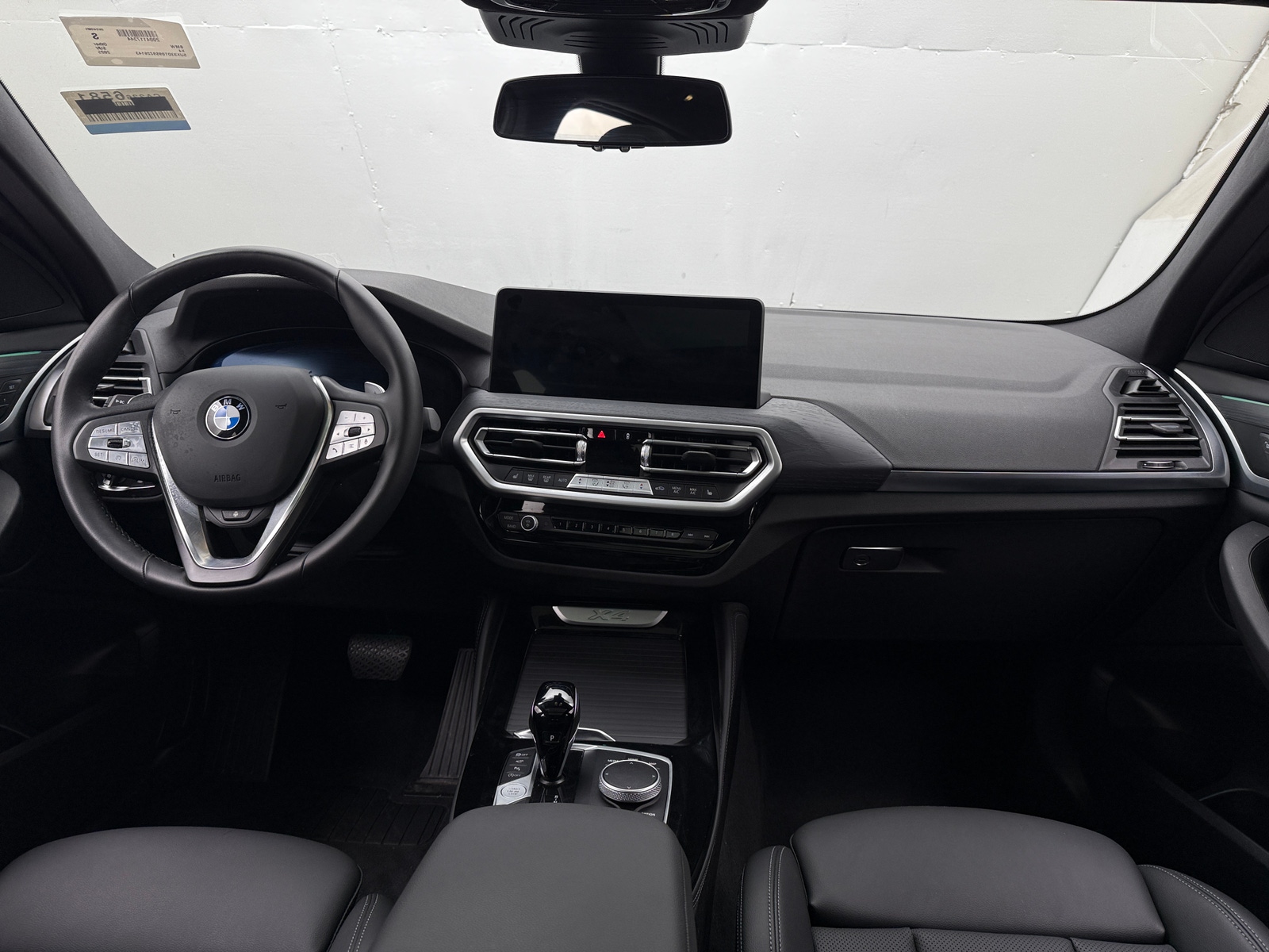 Thumbnail: 2025 BMW X4 - 2