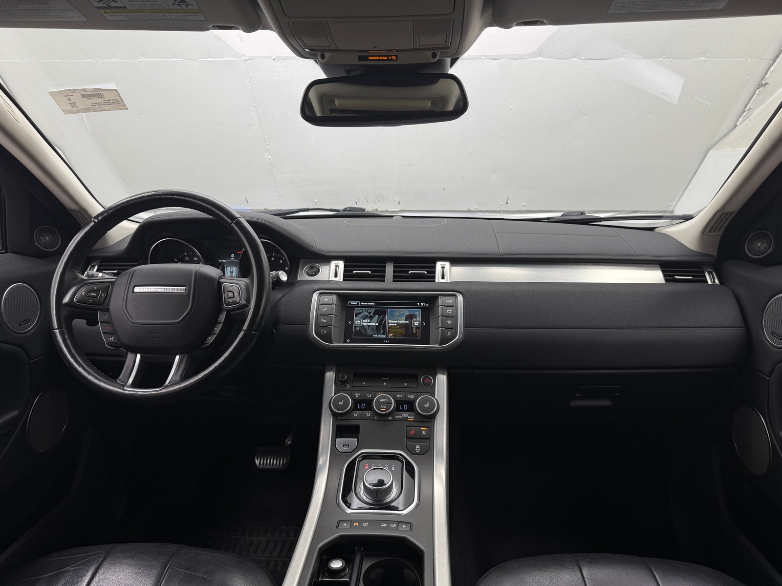 Thumbnail: 2016 Land Rover Range Rover Evoque - 2