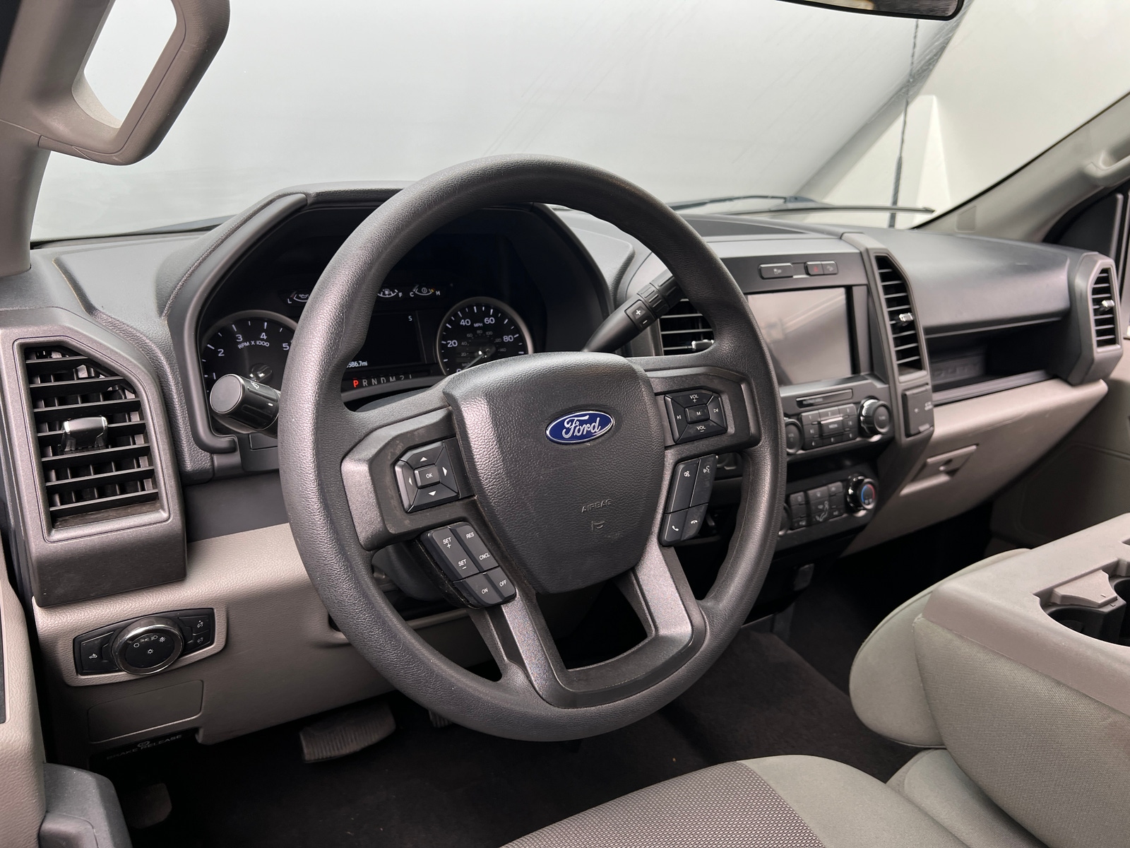 Thumbnail: 2022 Ford Econoline - 5
