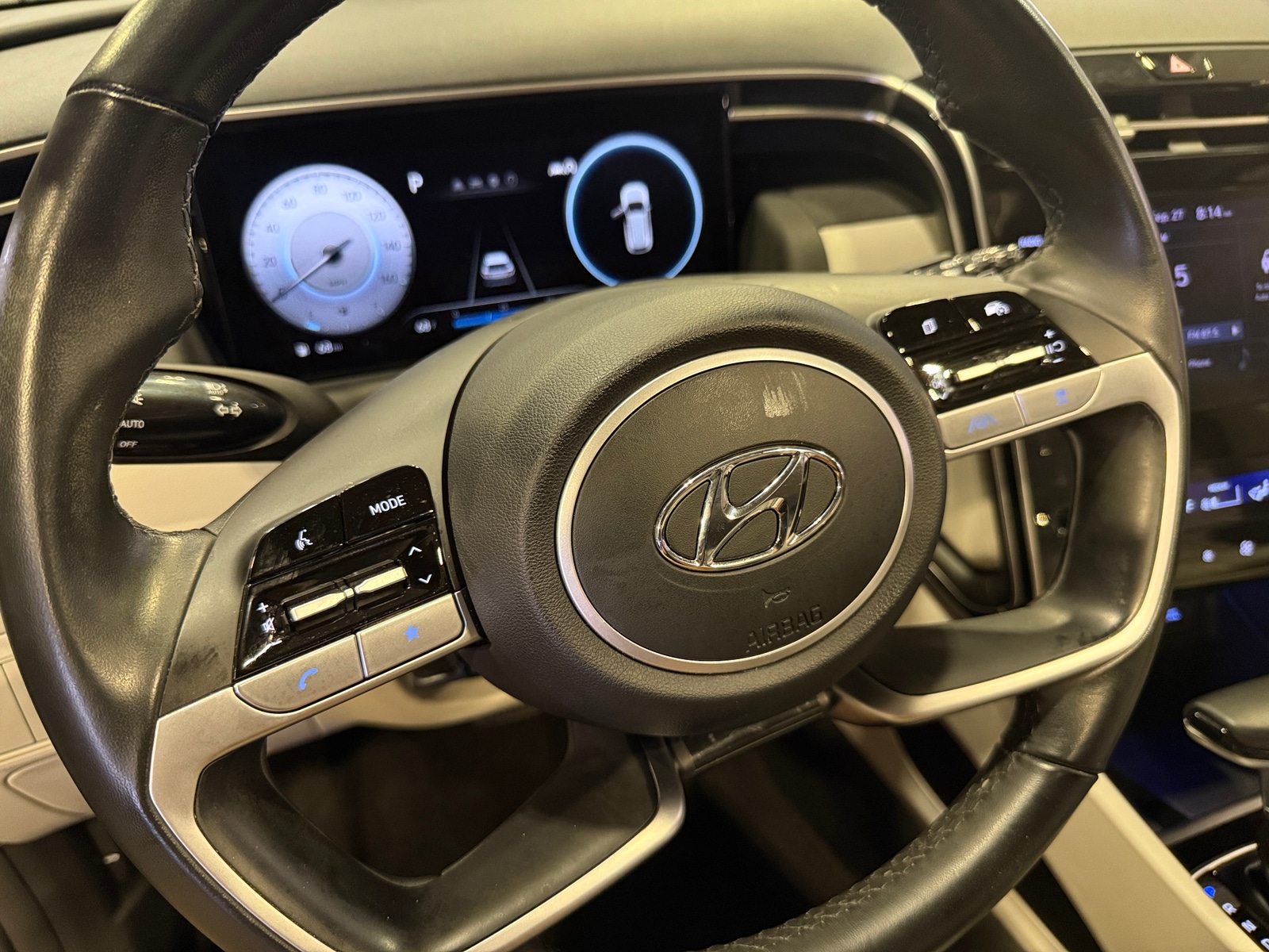 Thumbnail: 2023 Hyundai Tucson - 4