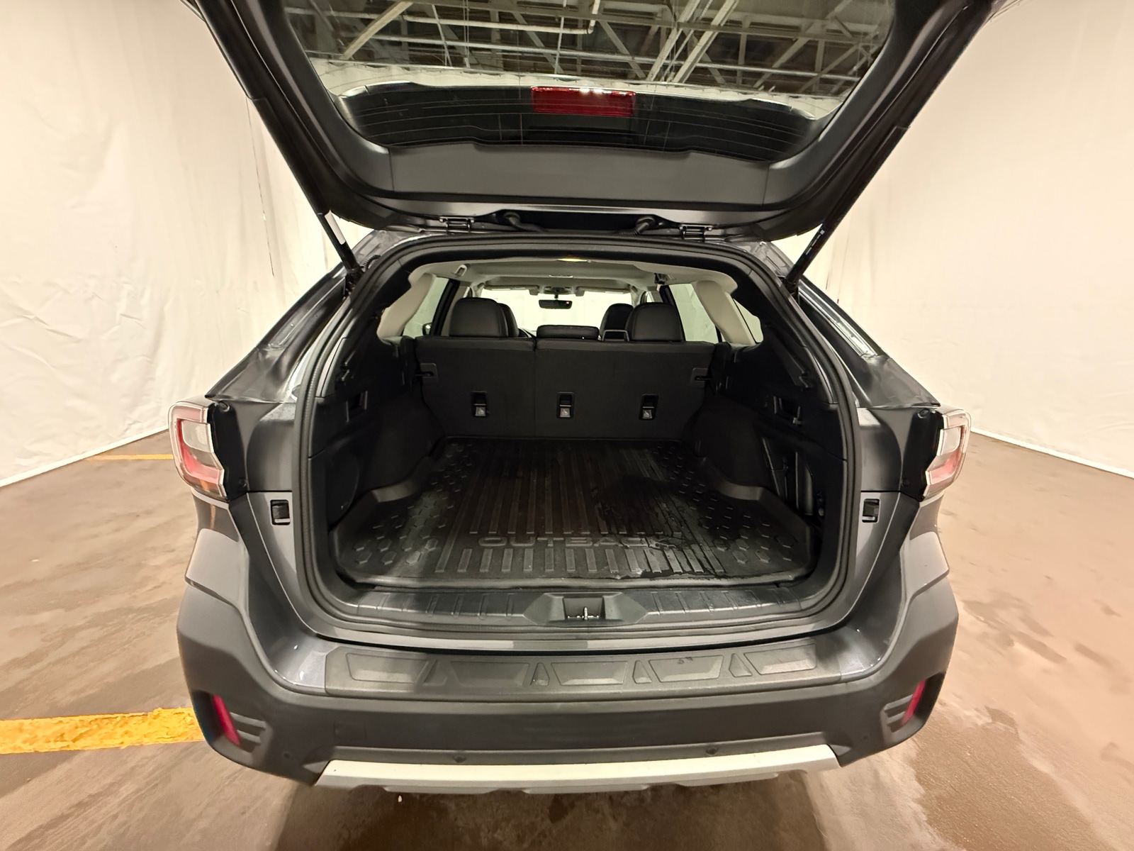 Thumbnail: 2022 Subaru Outback - 6