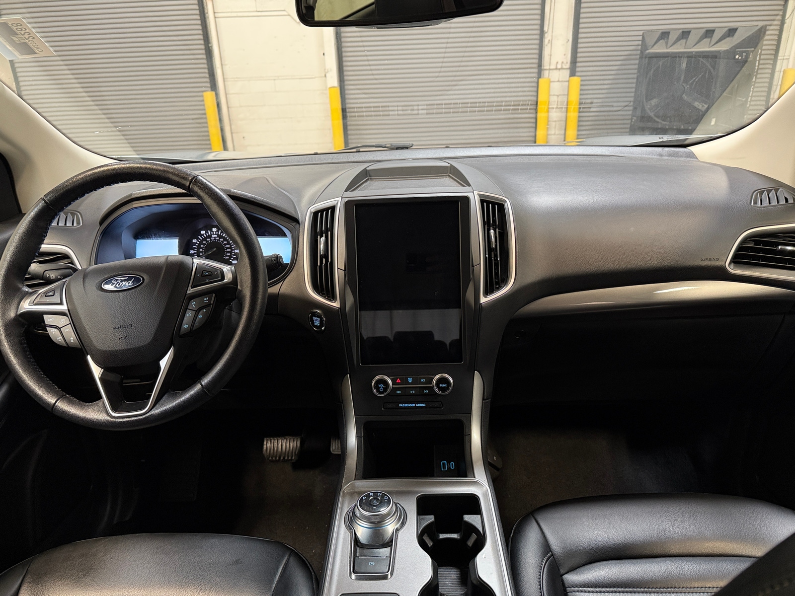 Thumbnail: 2023 Ford Edge - 2