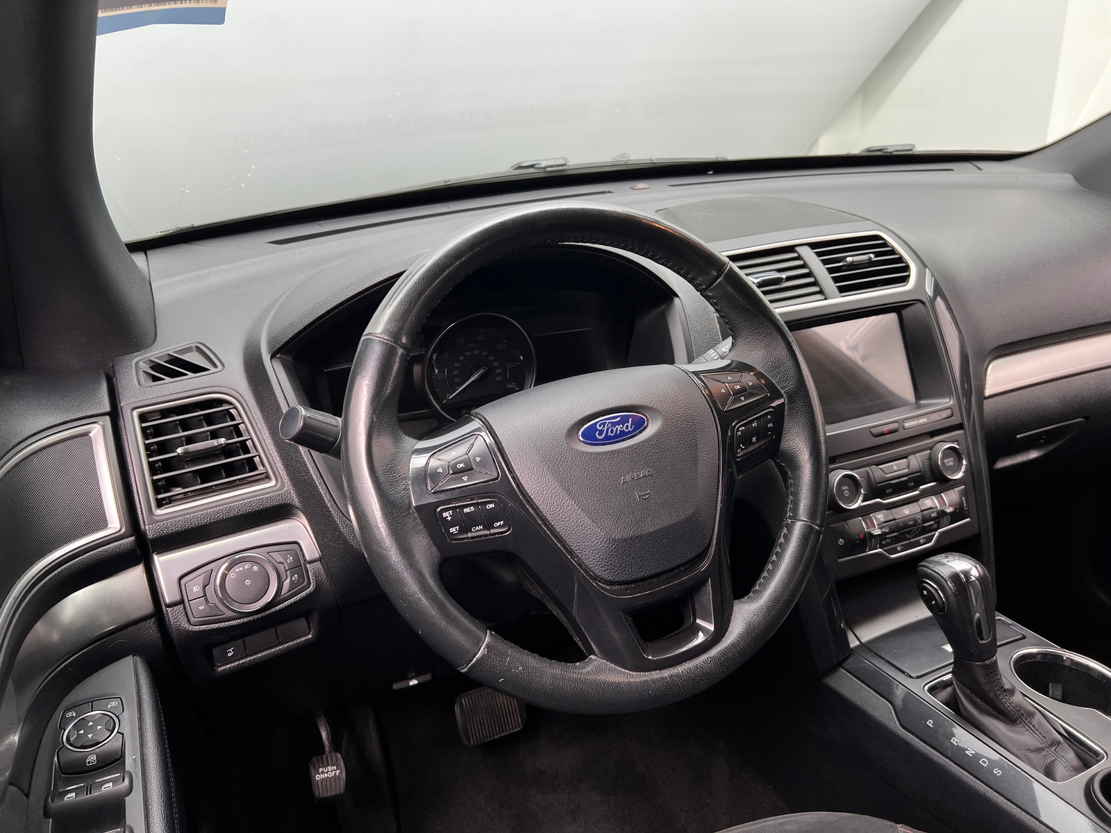 Thumbnail: 2018 Ford Explorer - 5