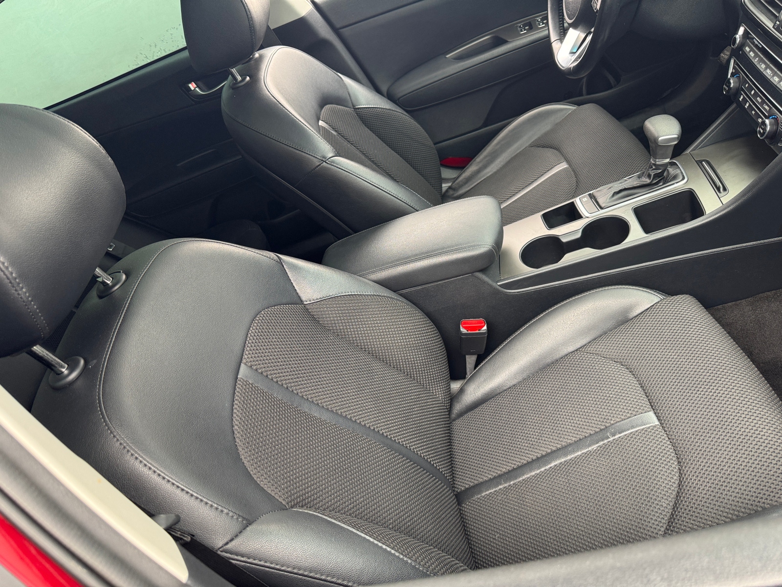 Thumbnail: 2019 Kia Optima - 2