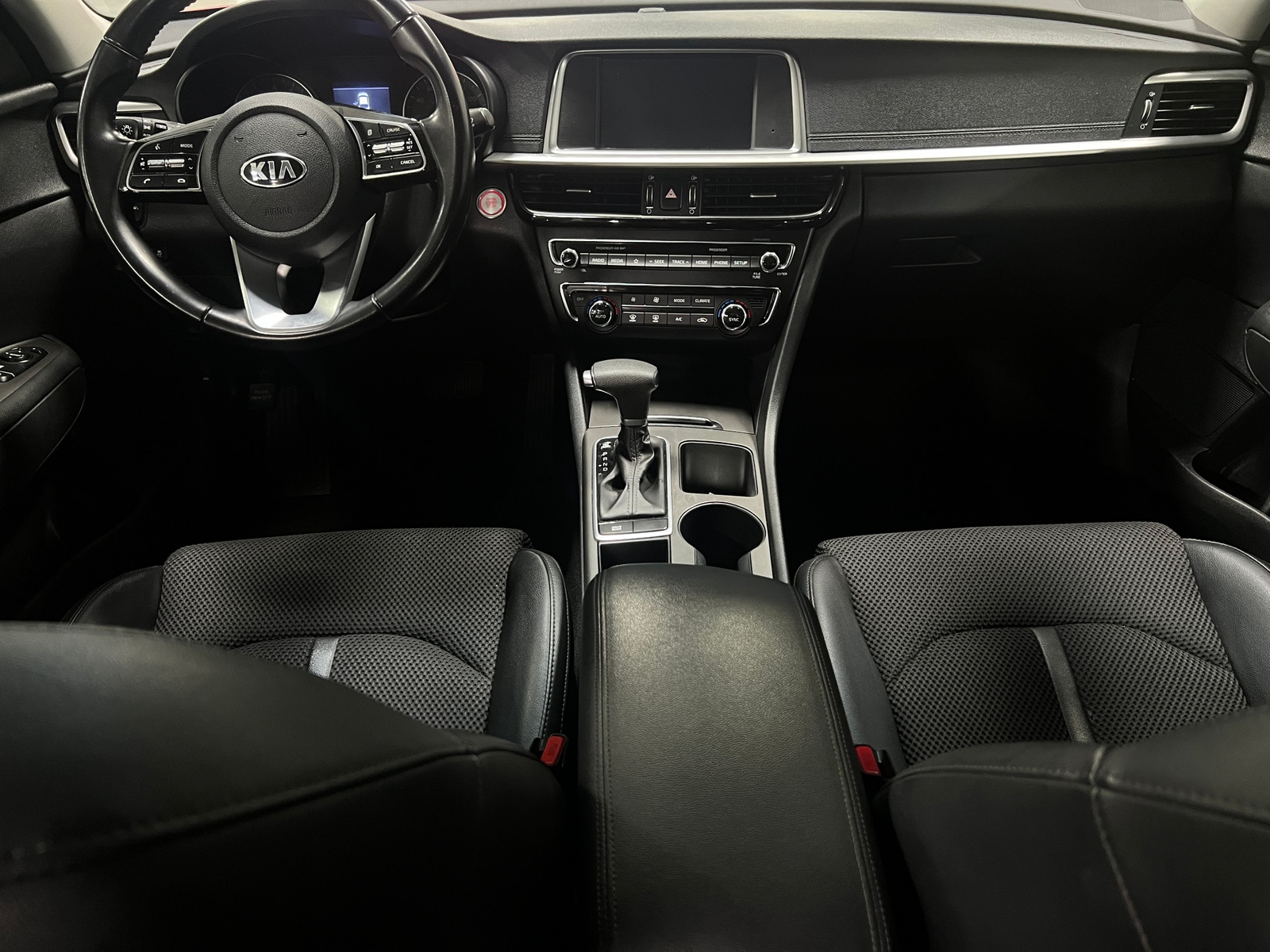 Thumbnail: 2019 Kia Optima - 3