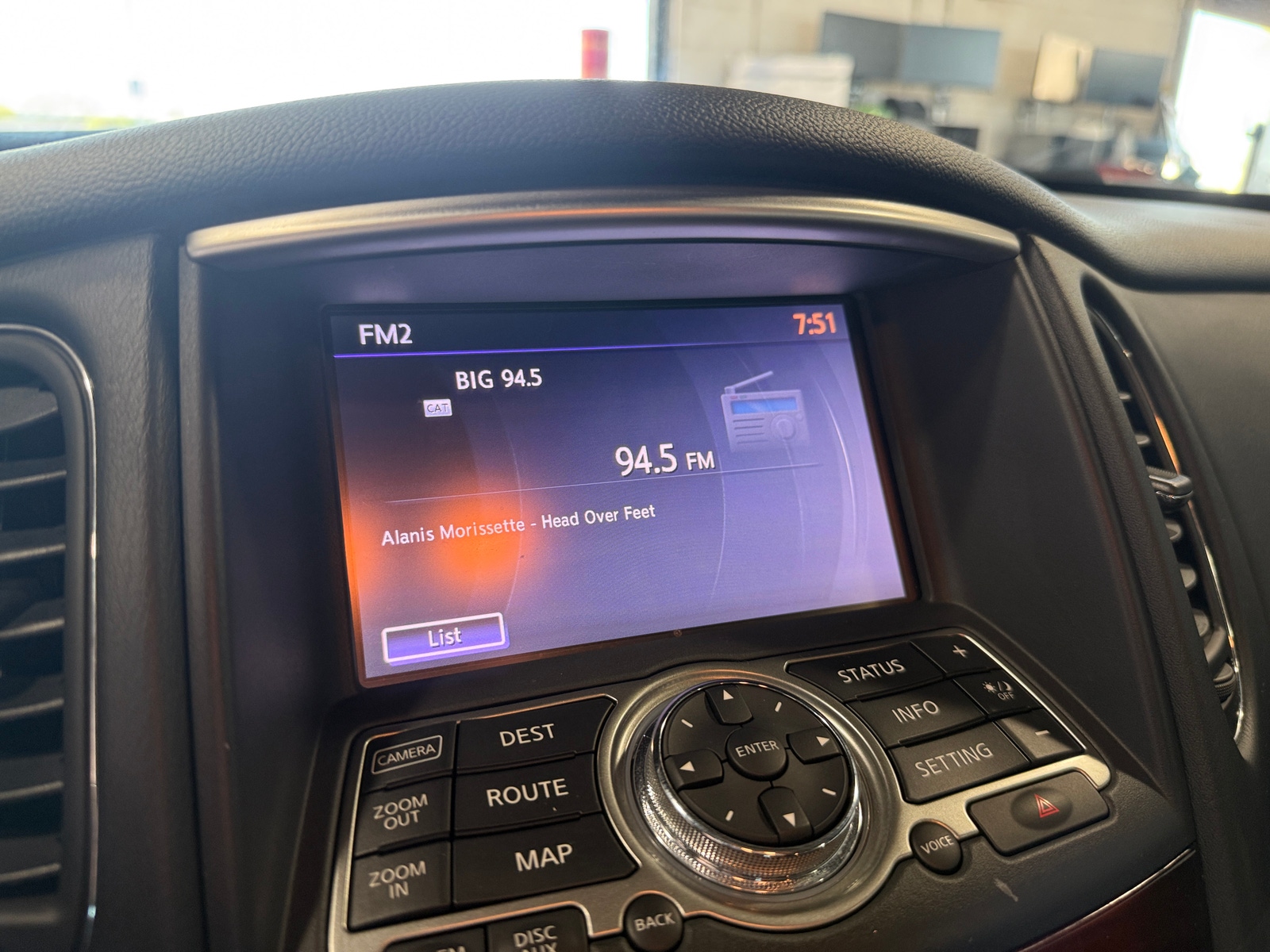 Thumbnail: 2016 INFINITI QX50 - 3