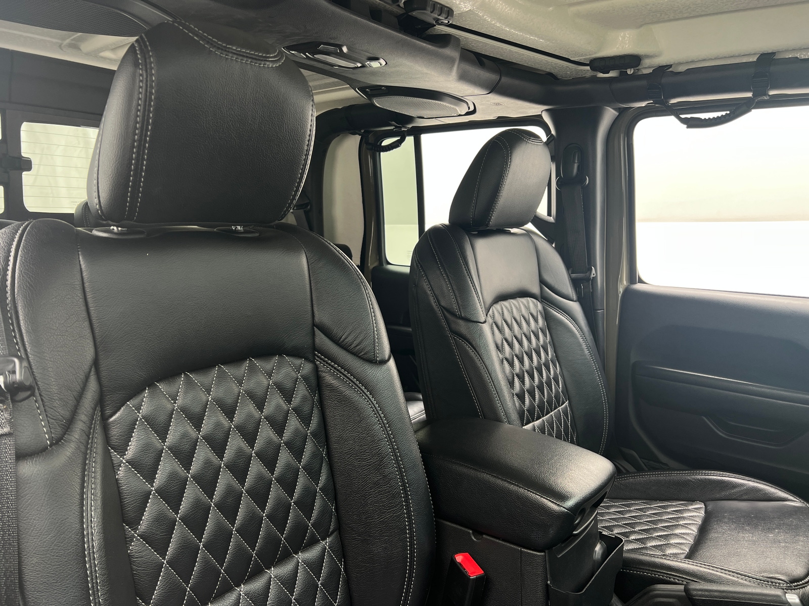 Thumbnail: 2020 Jeep Gladiator - 2