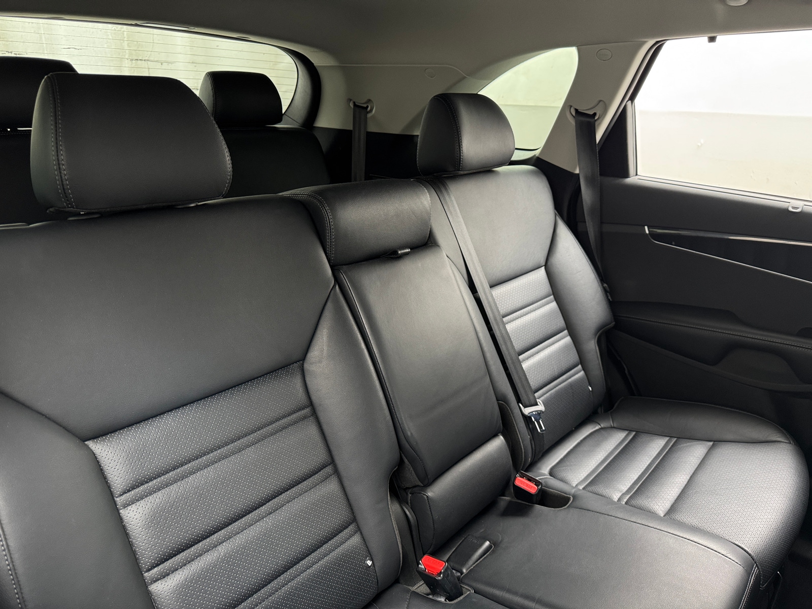 Thumbnail: 2018 Kia Sorento - 5