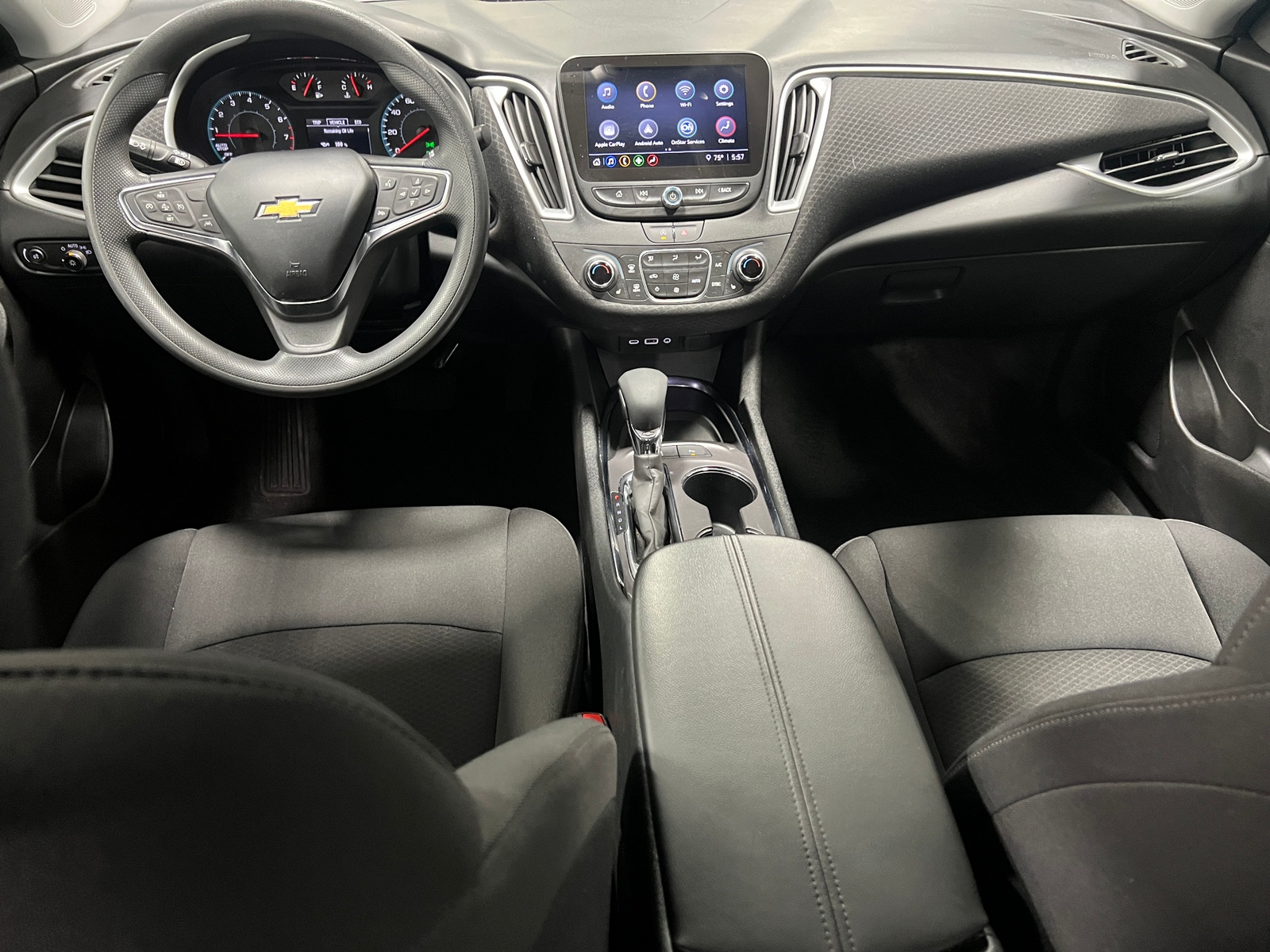 Thumbnail: 2024 Chevrolet Malibu - 3