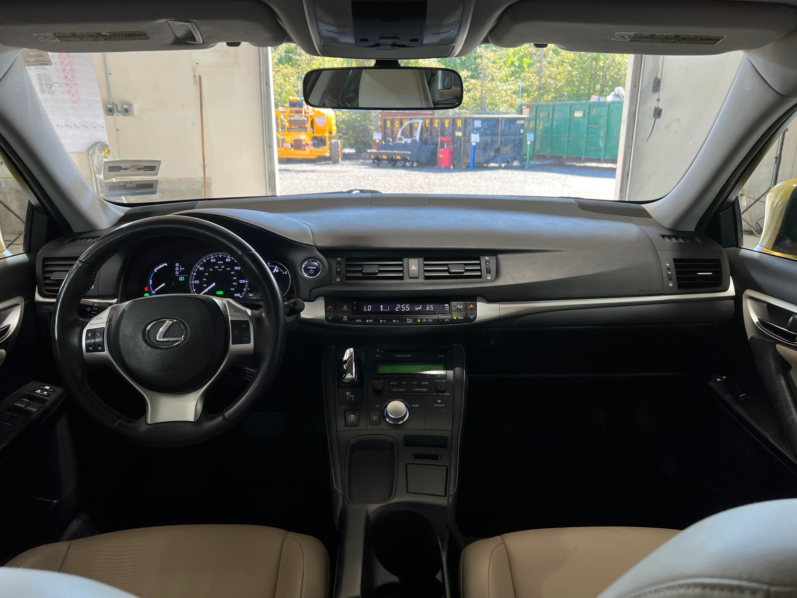 Thumbnail: 2011 Lexus CT - 2