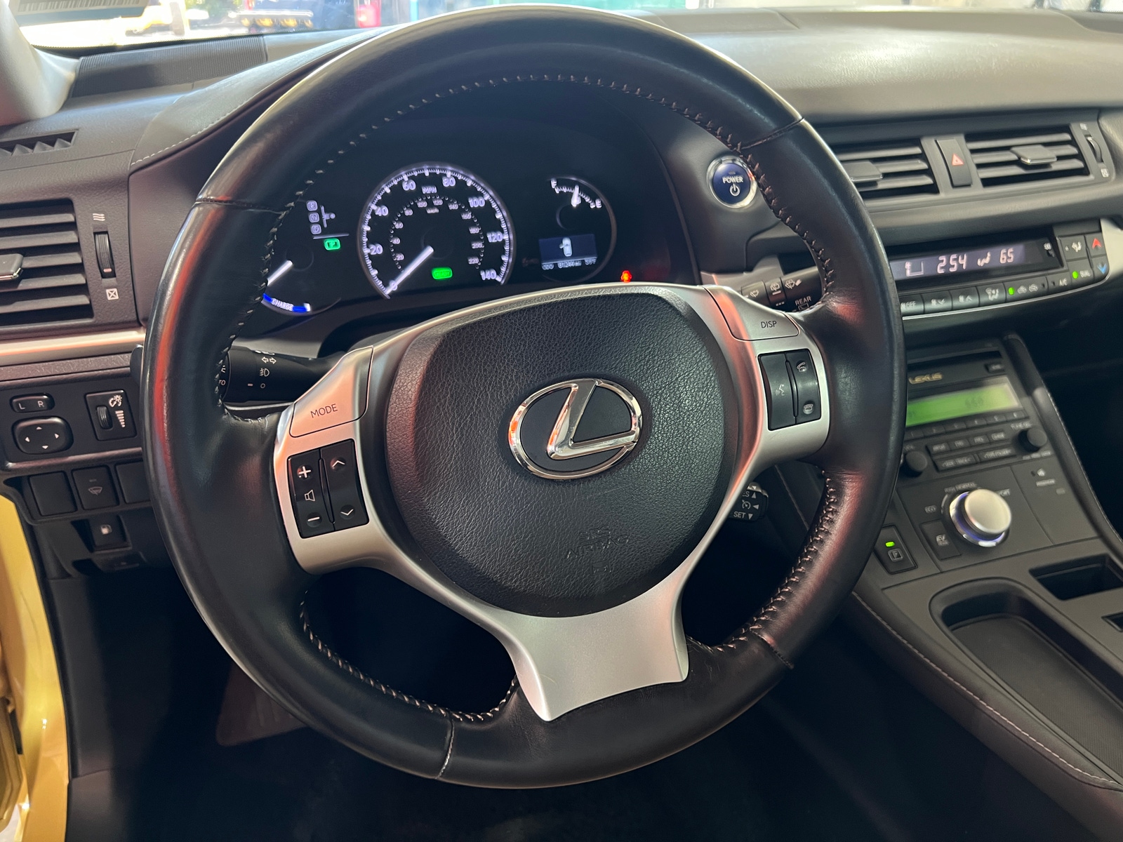 Thumbnail: 2011 Lexus CT - 4