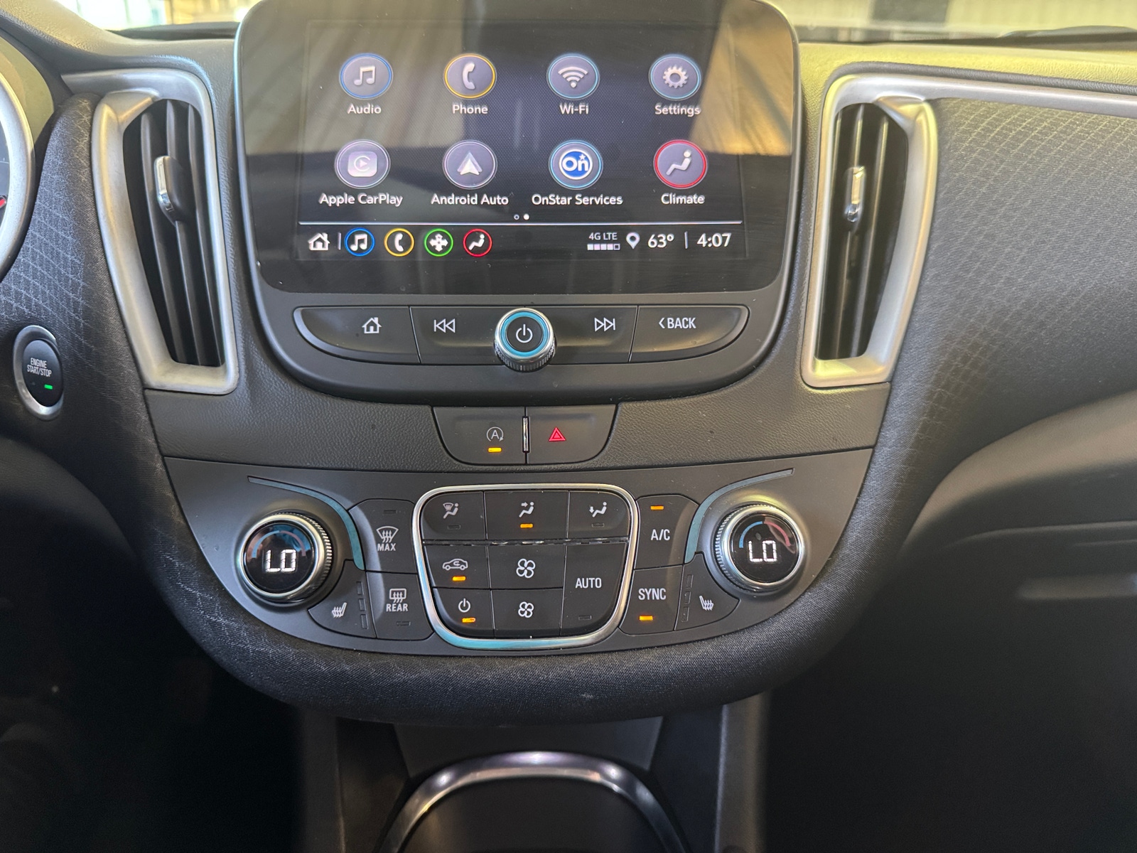 Thumbnail: 2024 Chevrolet Malibu - 4