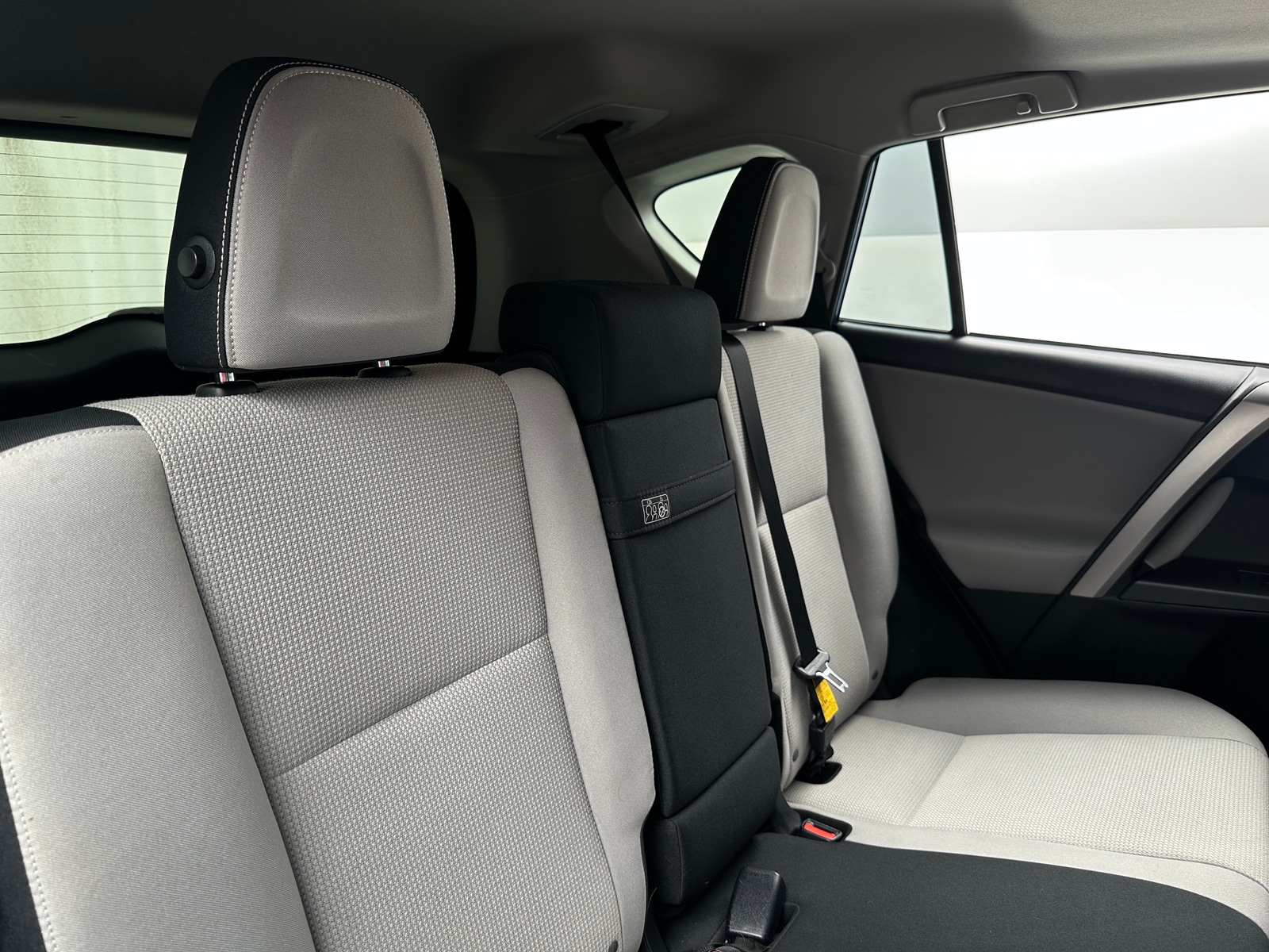 Thumbnail: 2016 Toyota RAV4 - 6