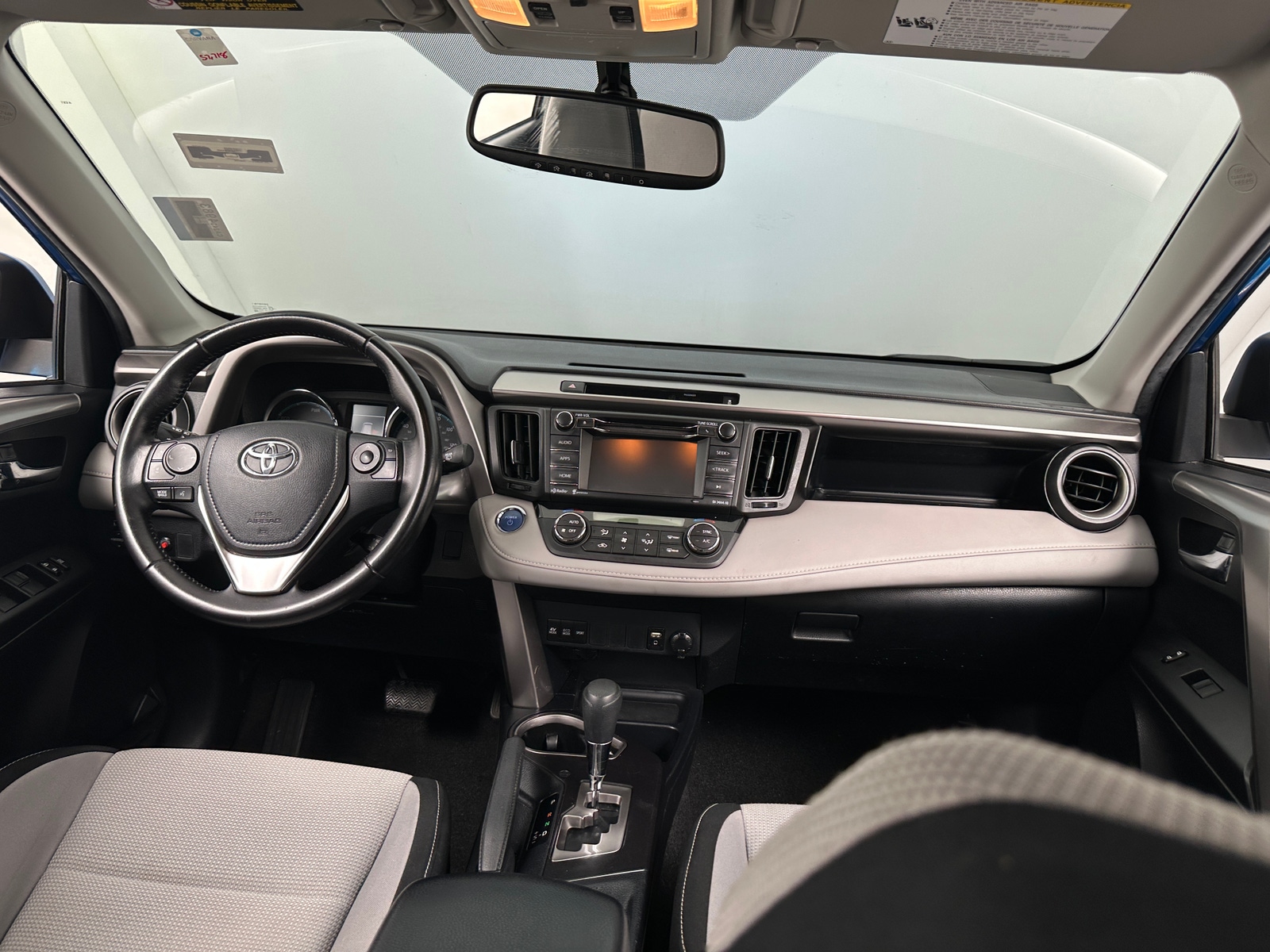 Thumbnail: 2016 Toyota RAV4 - 3