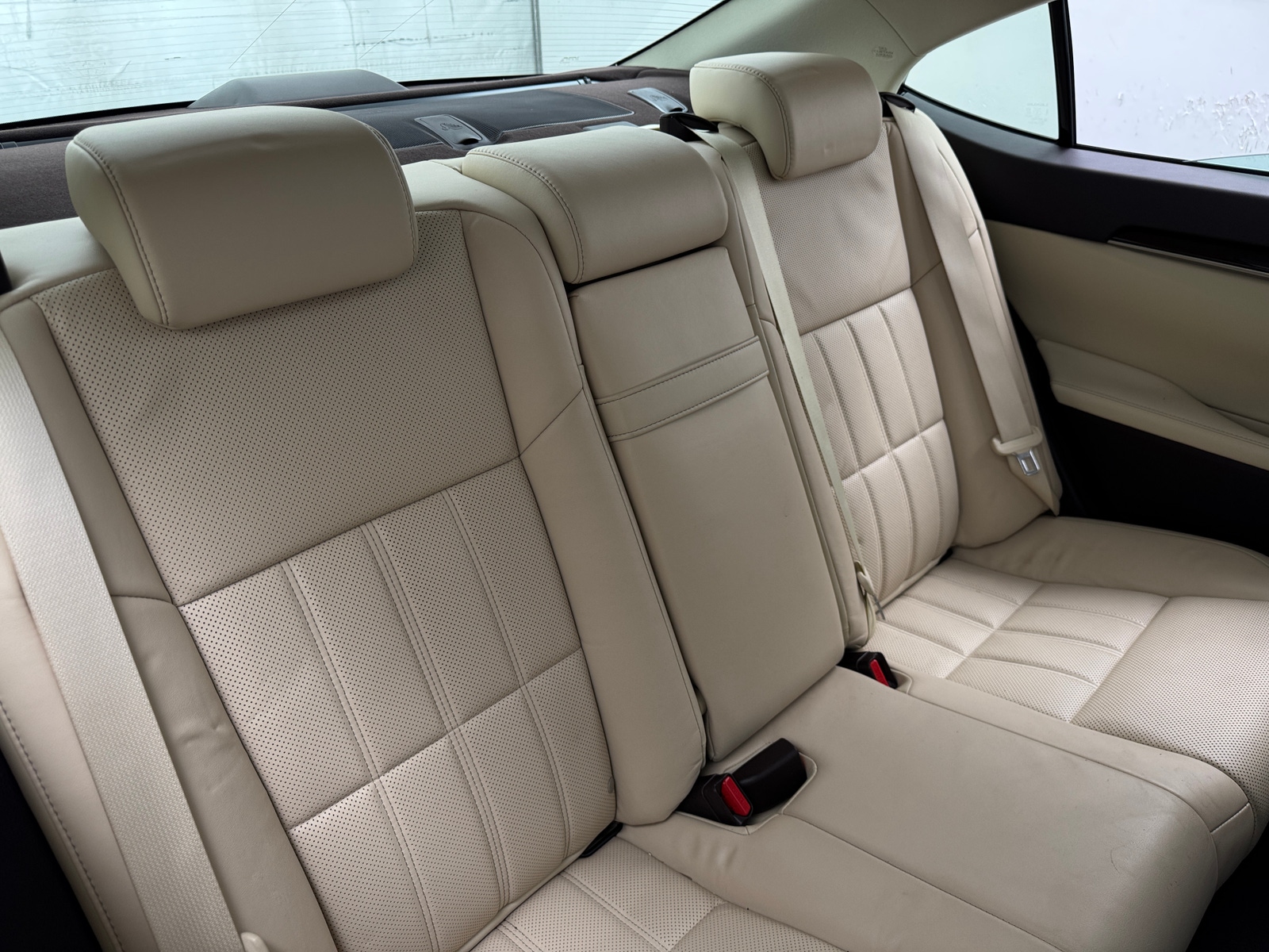 Thumbnail: 2017 Lexus ES - 5