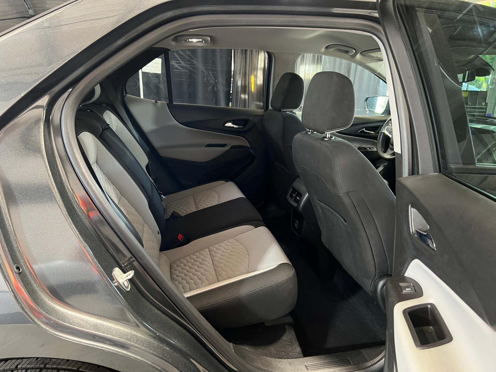 Thumbnail: 2021 Chevrolet Equinox - 6