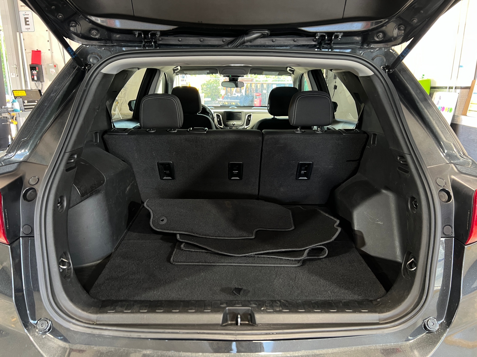 Thumbnail: 2021 Chevrolet Equinox - 7