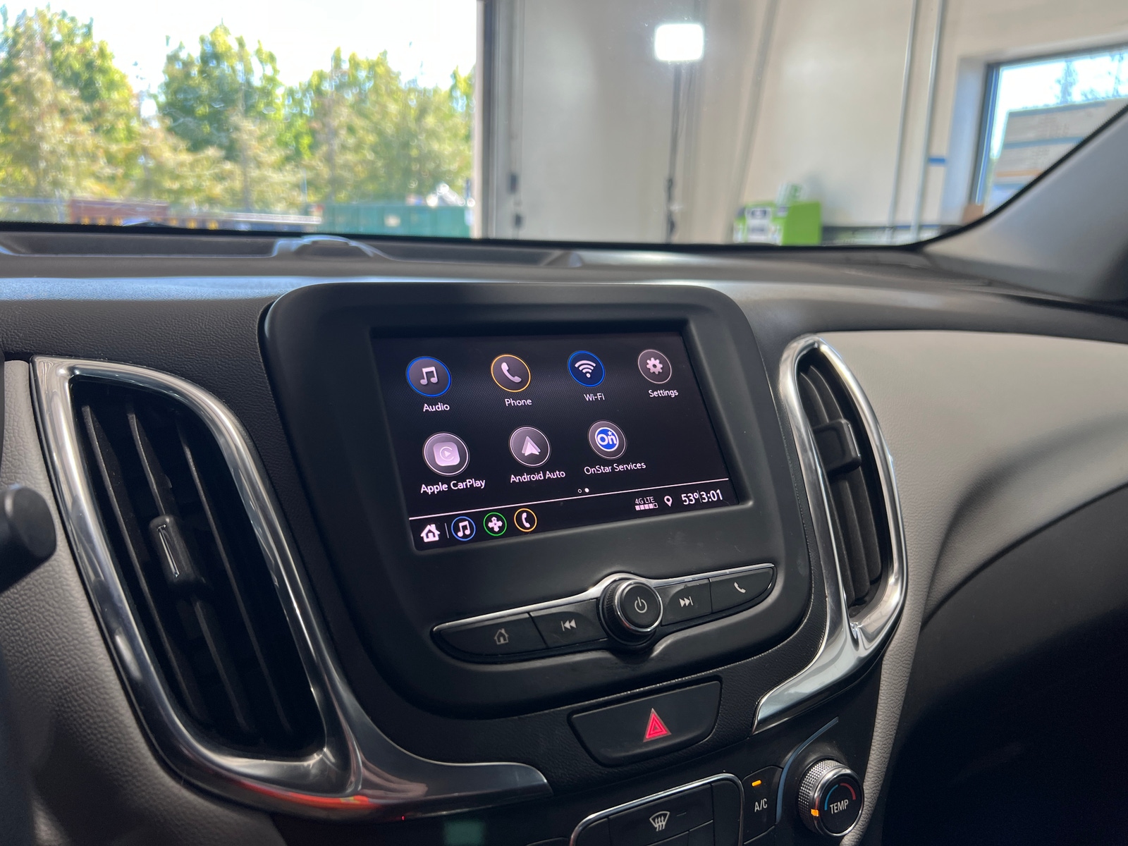 Thumbnail: 2021 Chevrolet Equinox - 4