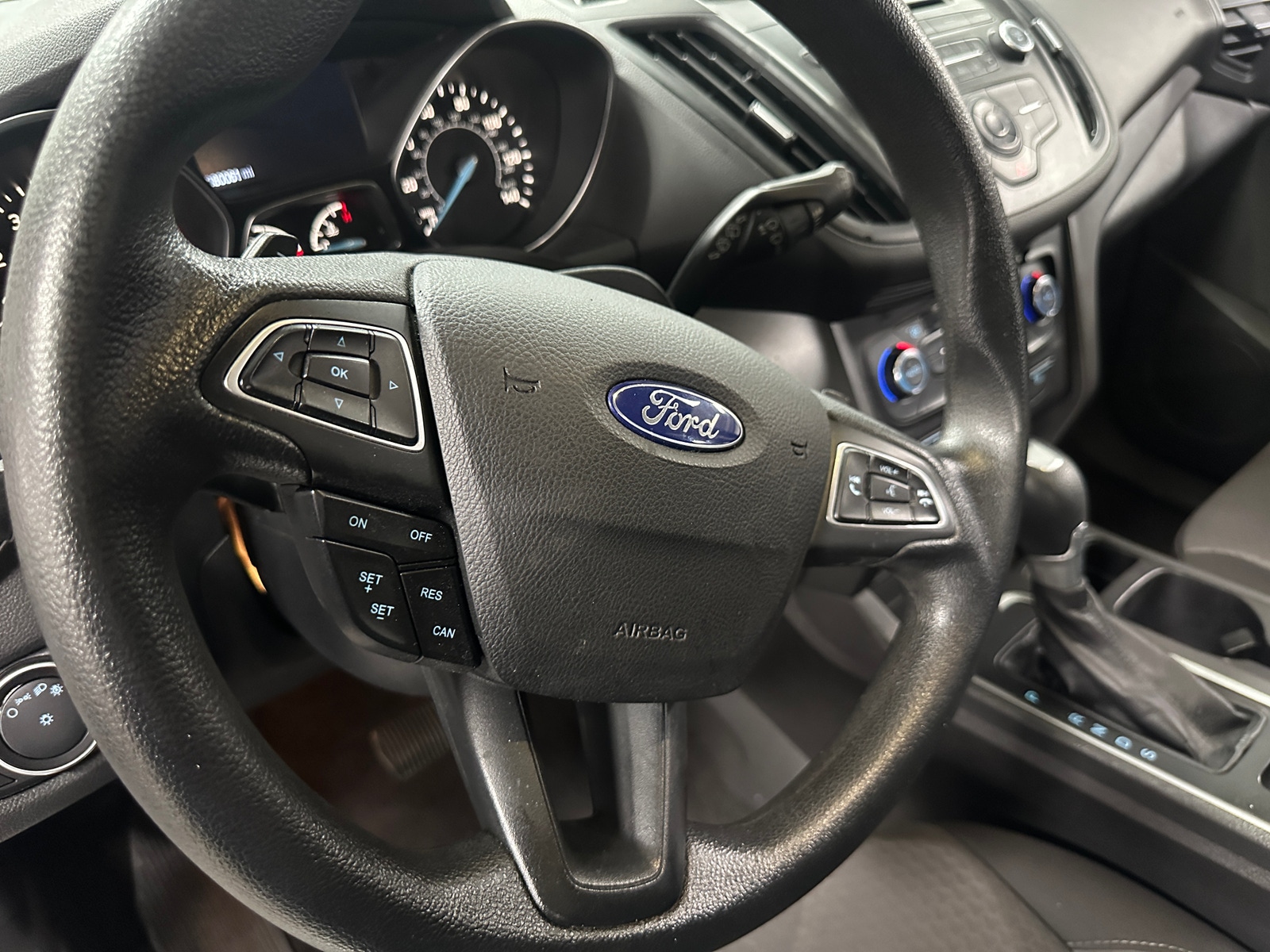 Thumbnail: 2017 Ford Escape - 5