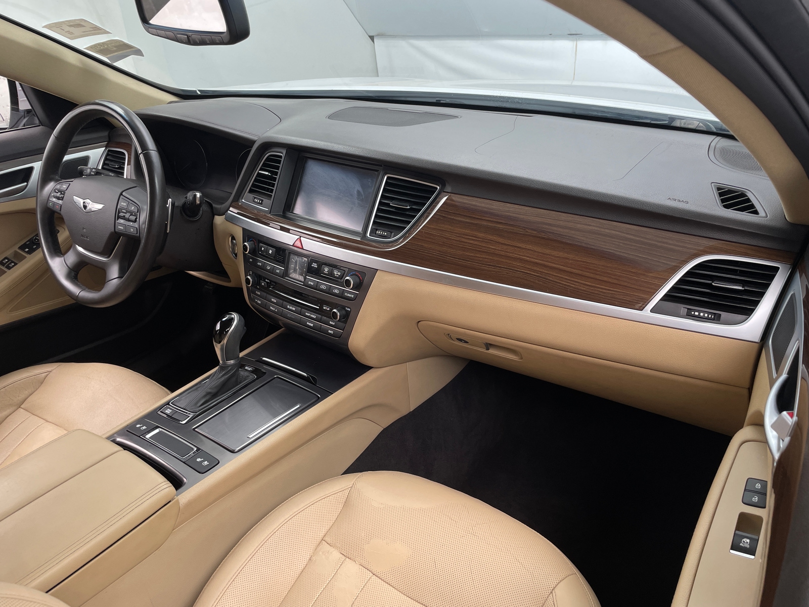 Thumbnail: 2016 Hyundai Genesis - 2