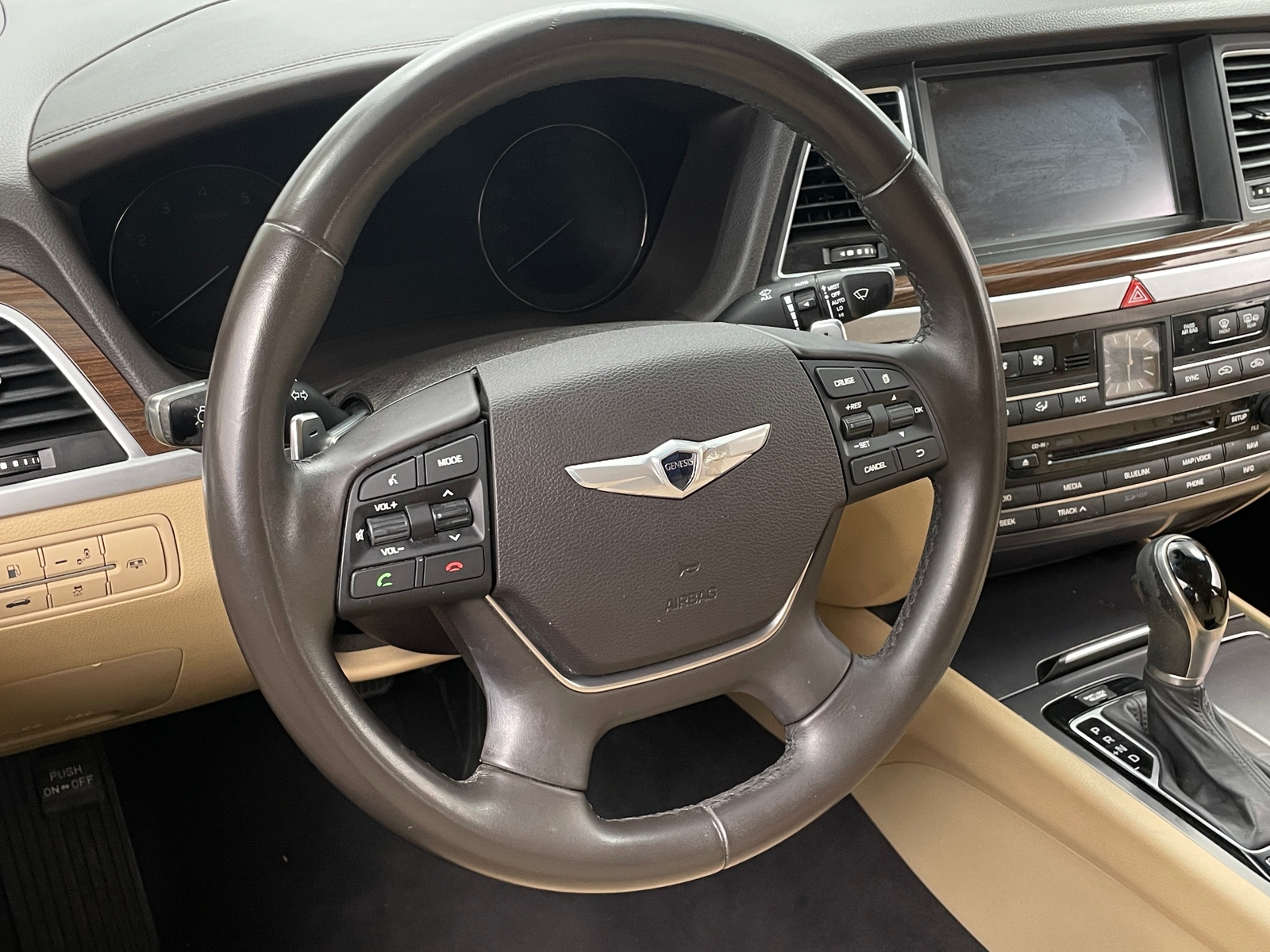 Thumbnail: 2016 Hyundai Genesis - 4