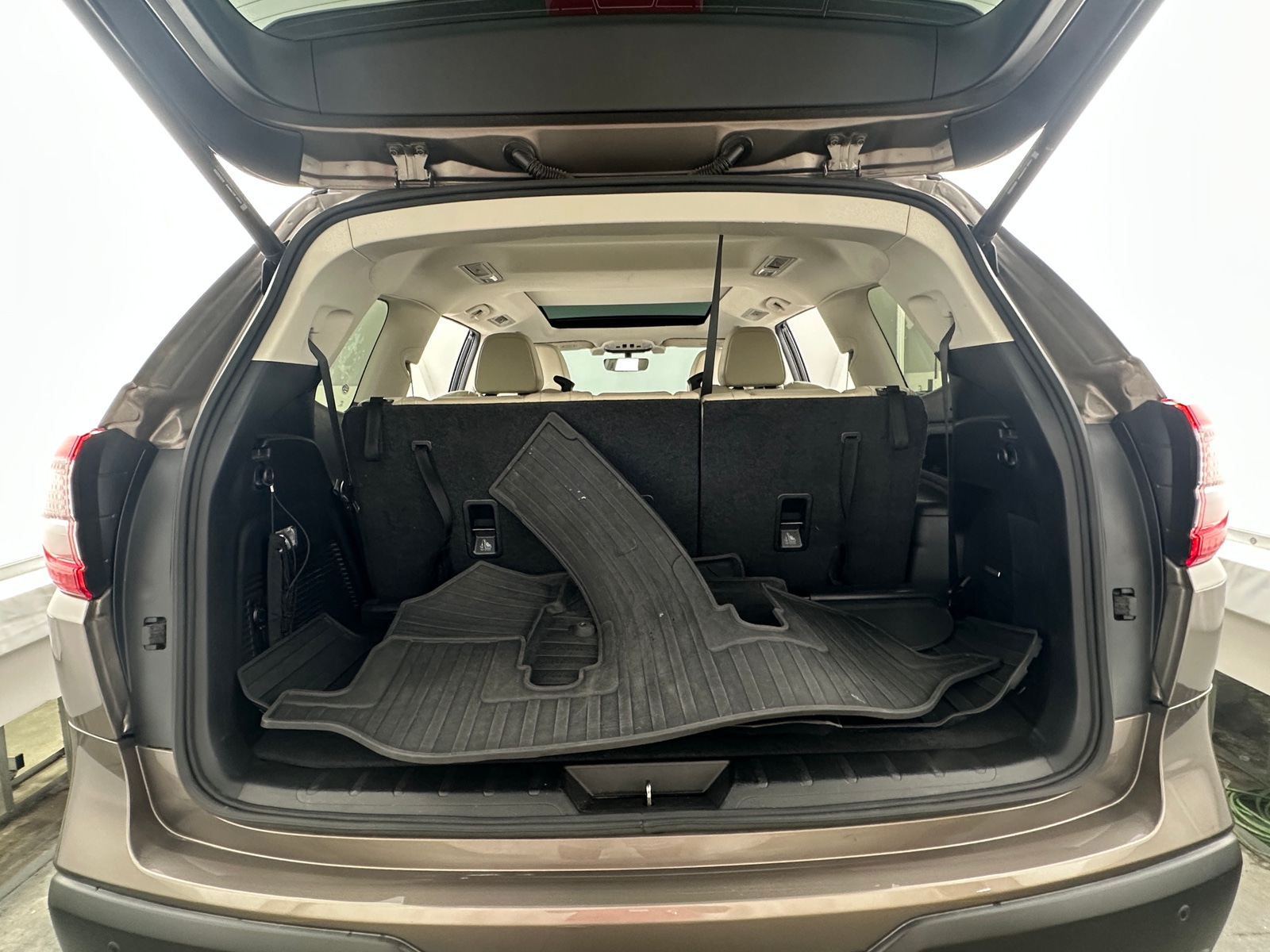 Thumbnail: 2022 Subaru Ascent - 6