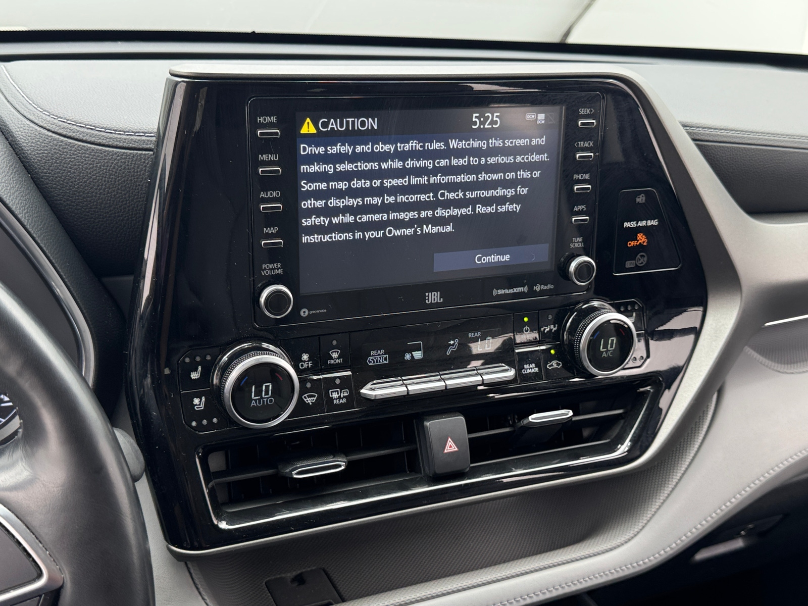 Thumbnail: 2021 Toyota Highlander - 3